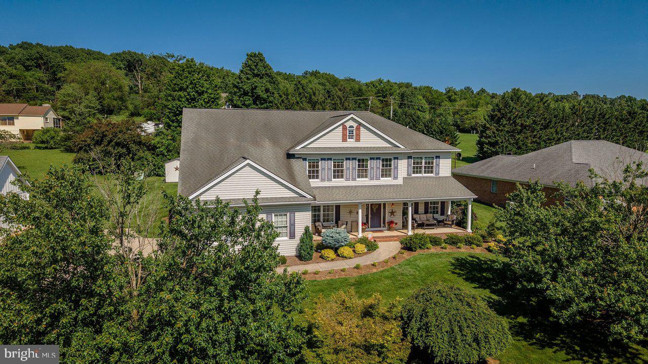 BELMONT ESTATES - Residential
