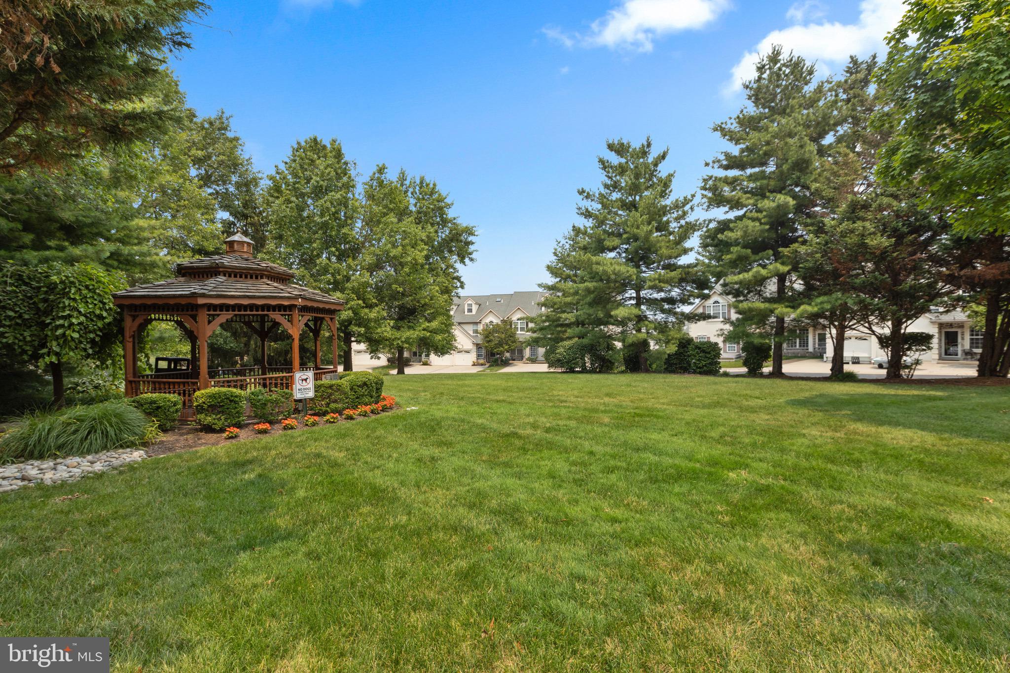 CENTER POINT FARM - Residential