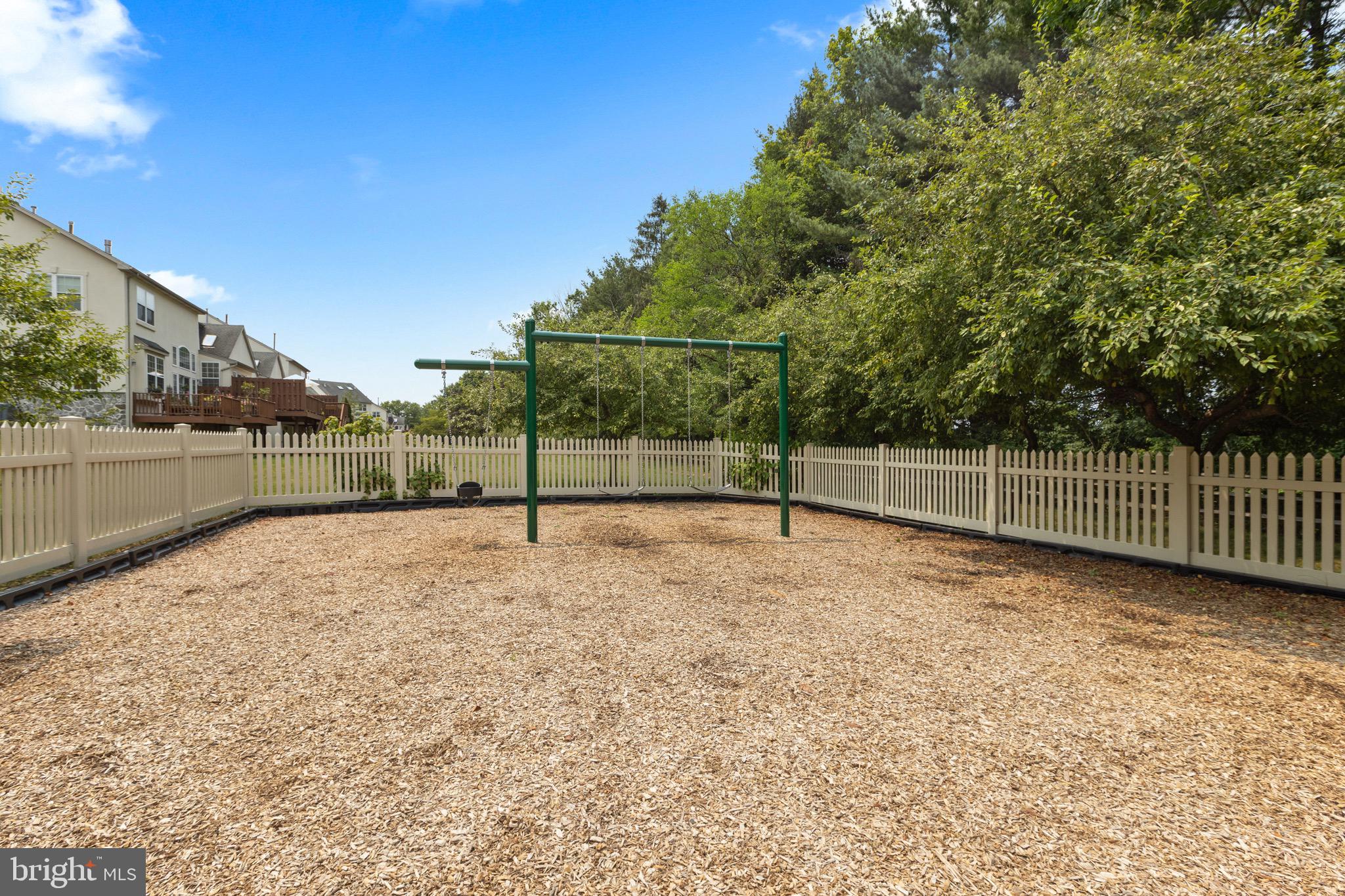 CENTER POINT FARM - Residential
