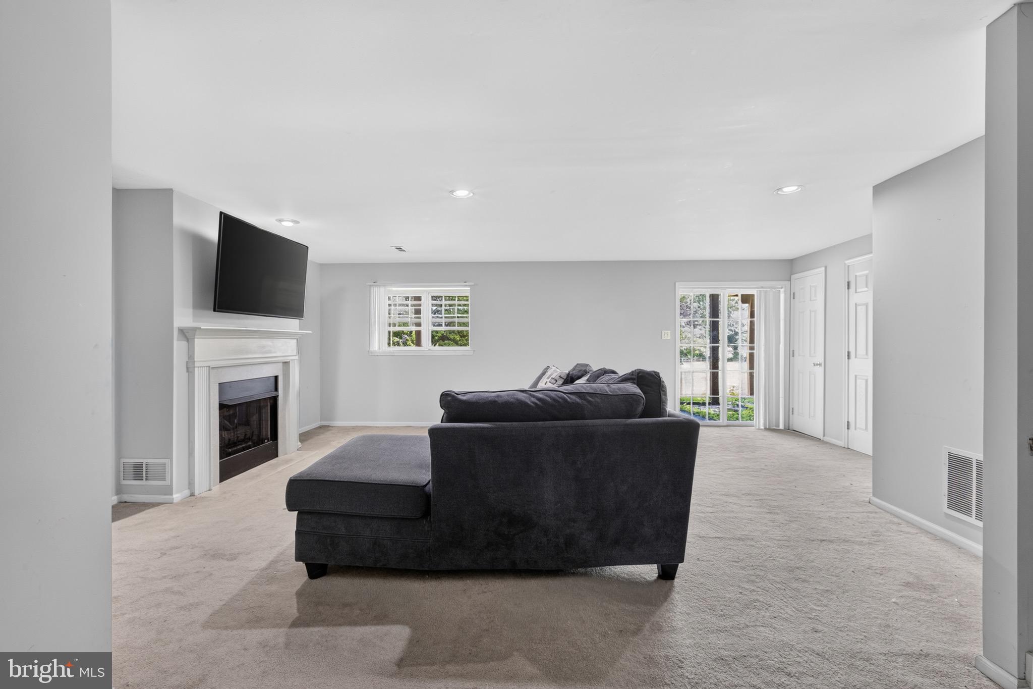 CENTER POINT FARM - Residential