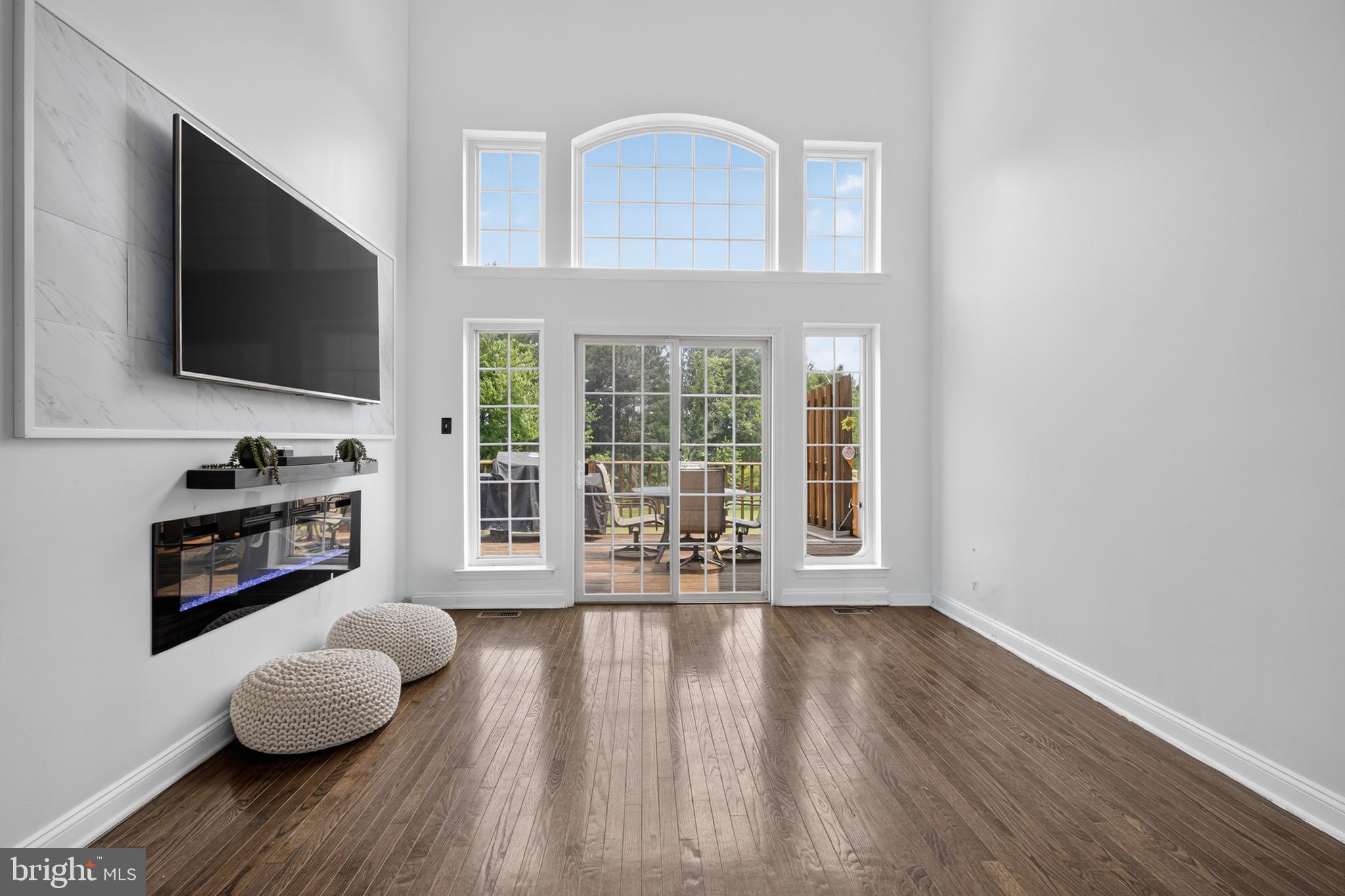 CENTER POINT FARM - Residential