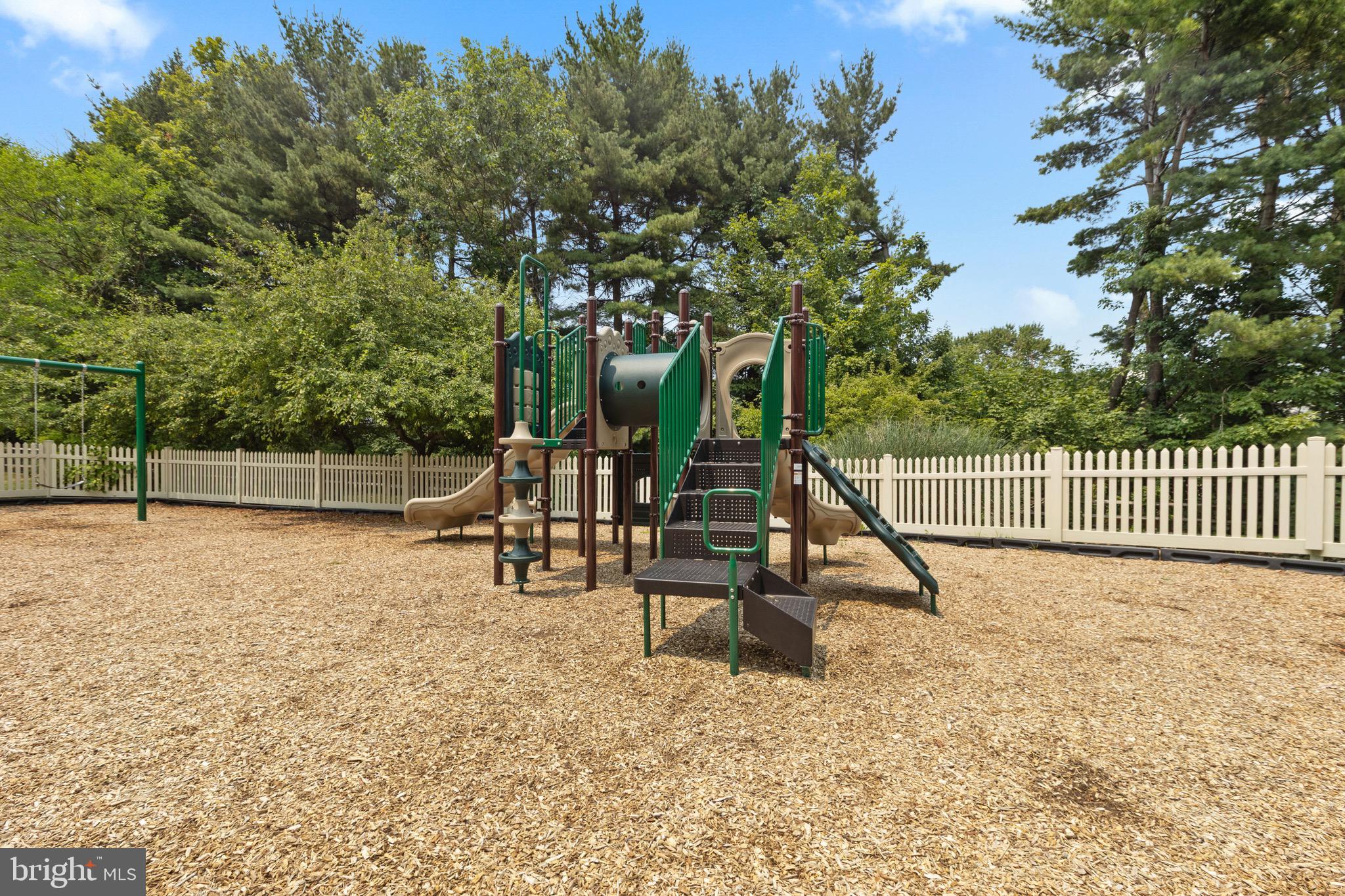 CENTER POINT FARM - Residential