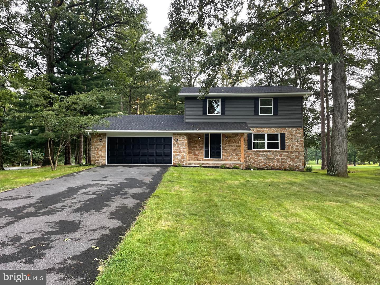 PENN NATIONAL GOLF COURSE COMMUNITY - Residential