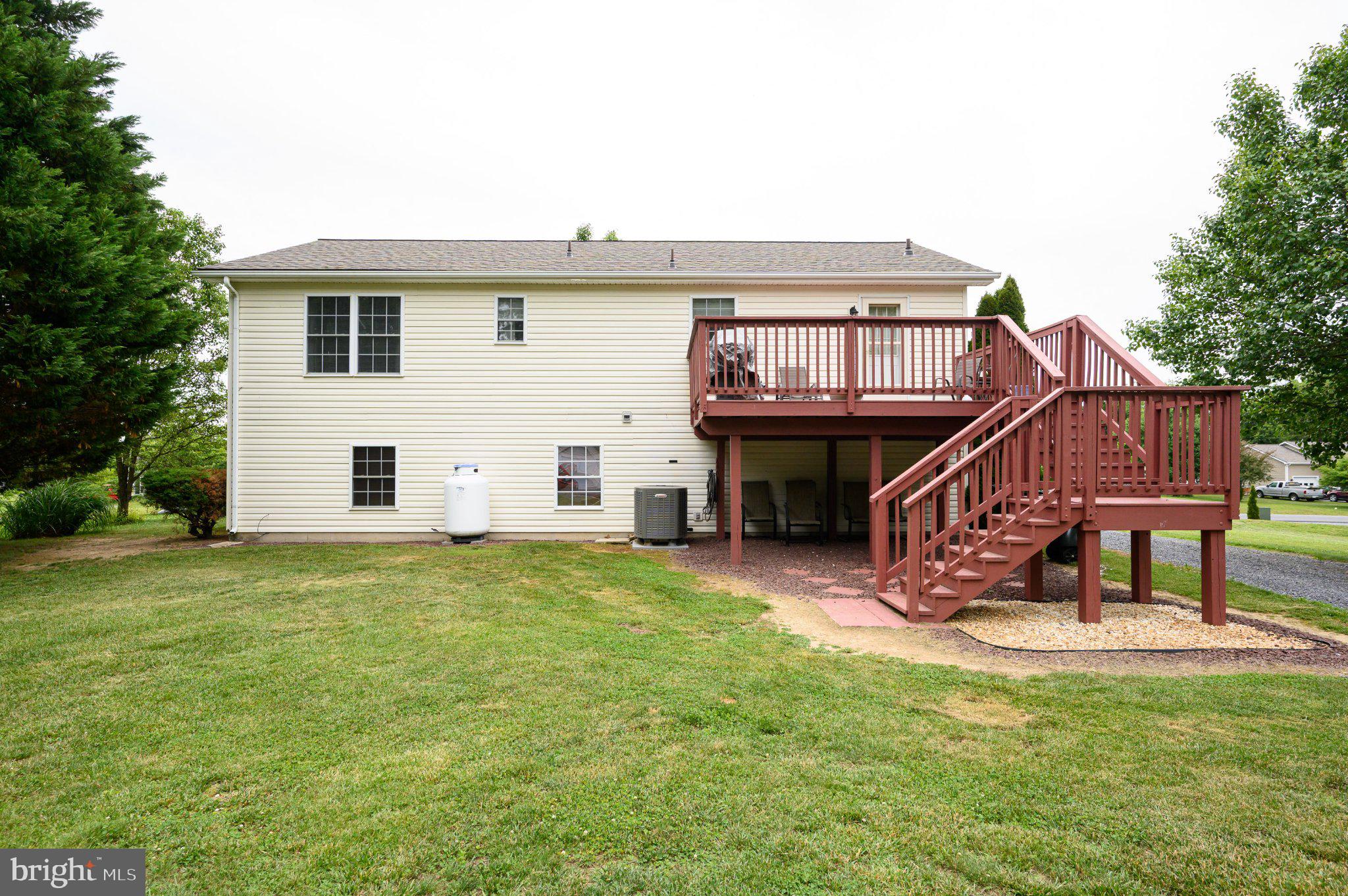 CAMERON ACRES - Residential