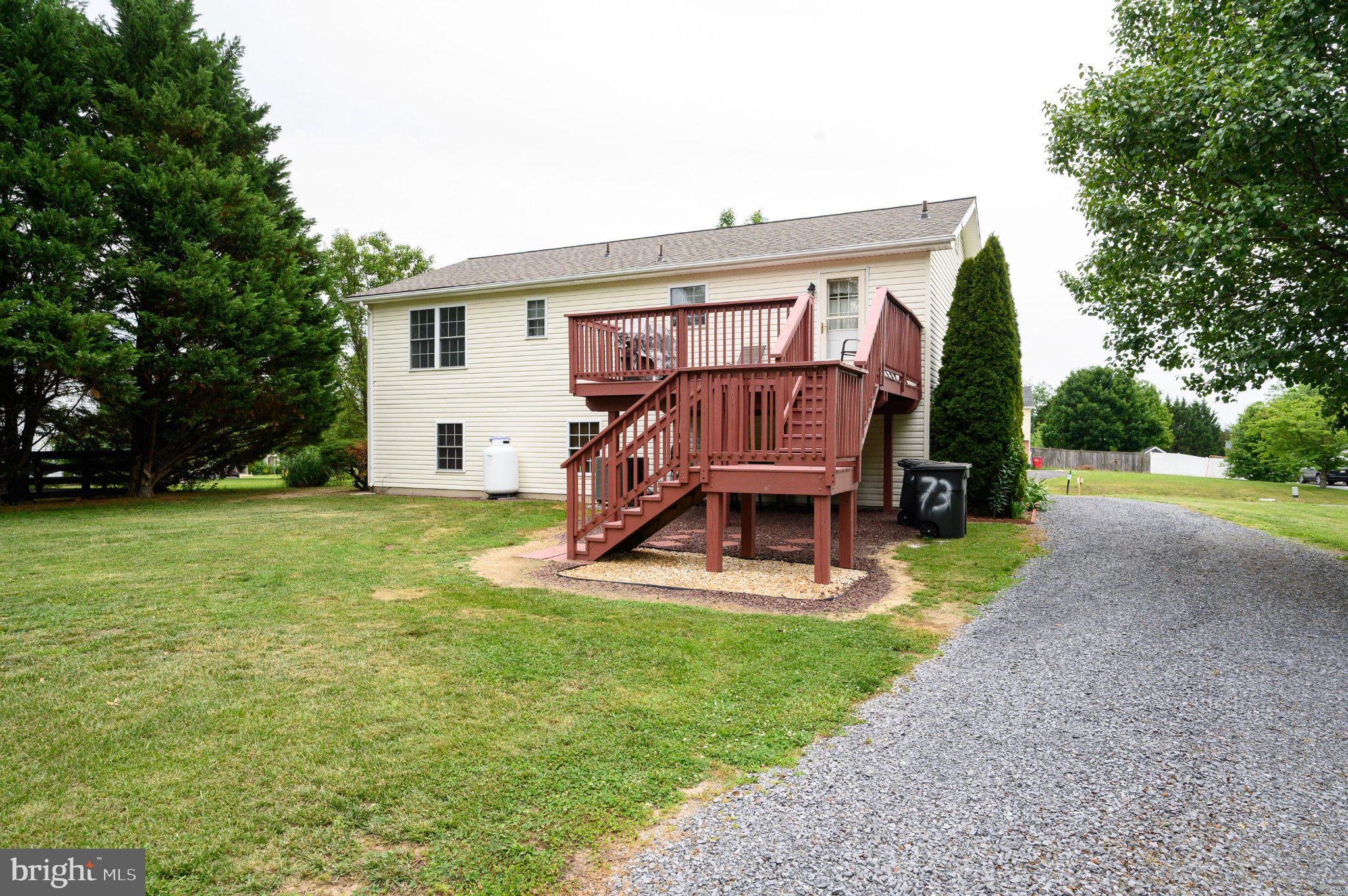 CAMERON ACRES - Residential
