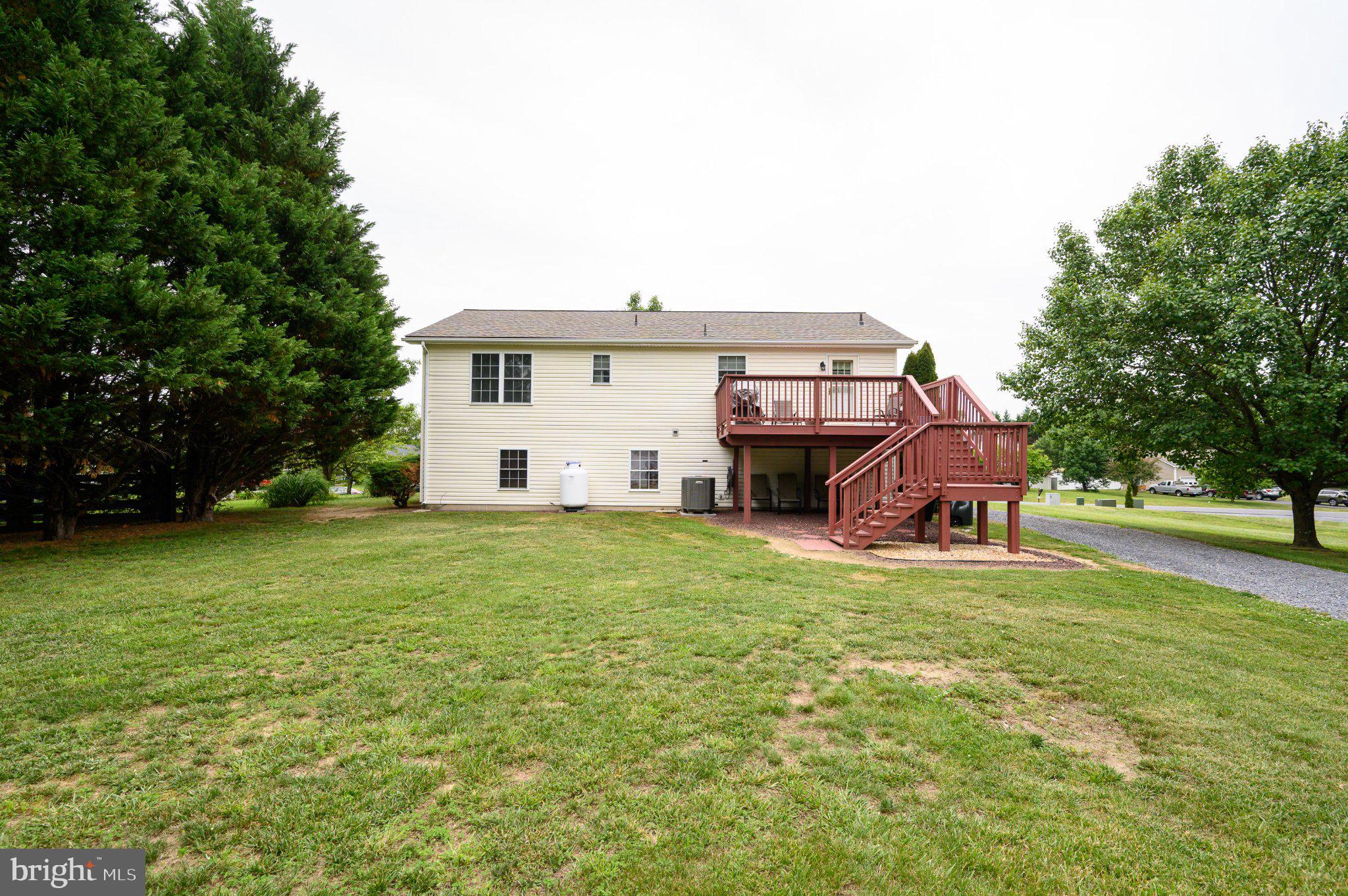 CAMERON ACRES - Residential