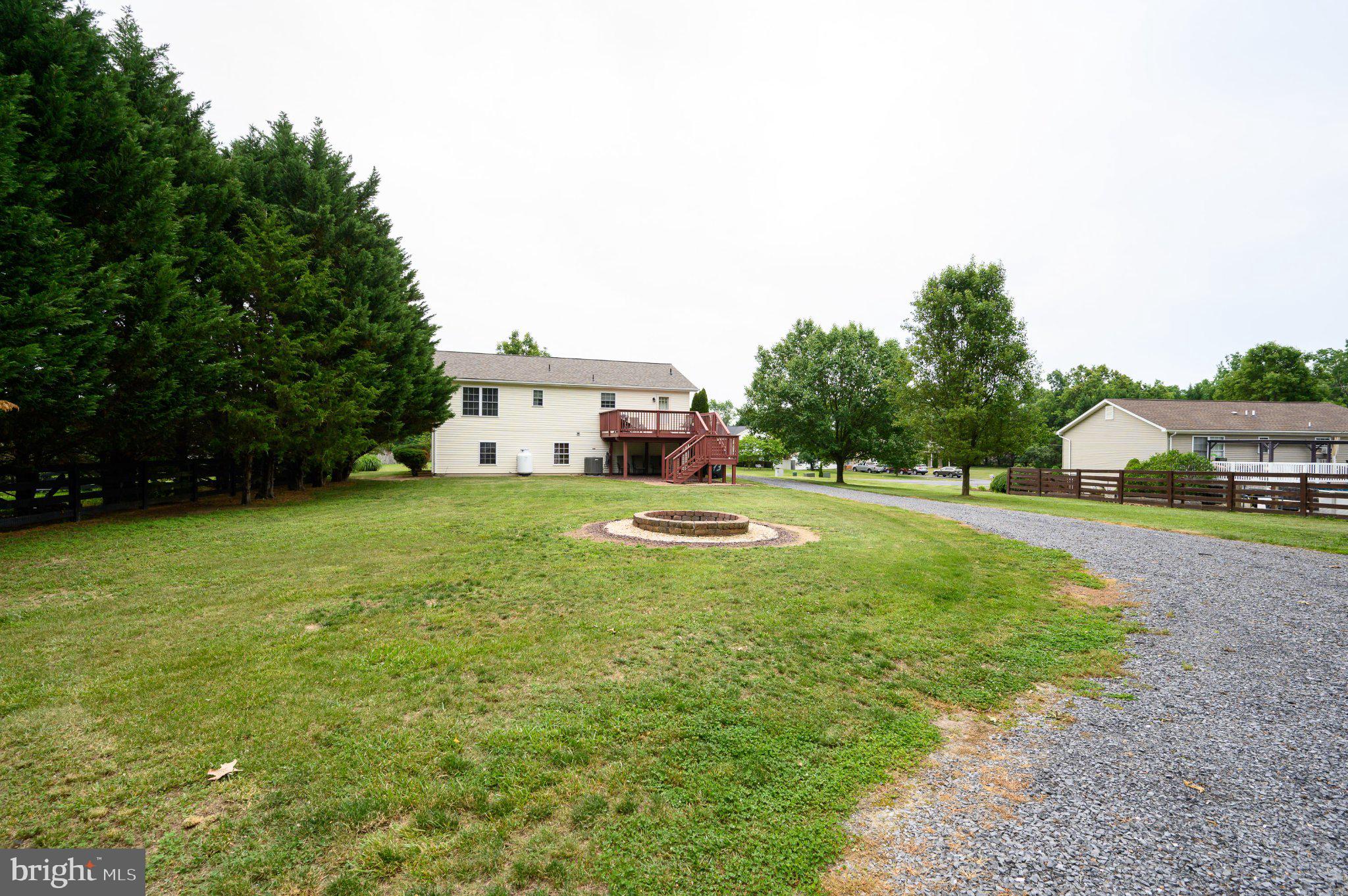CAMERON ACRES - Residential