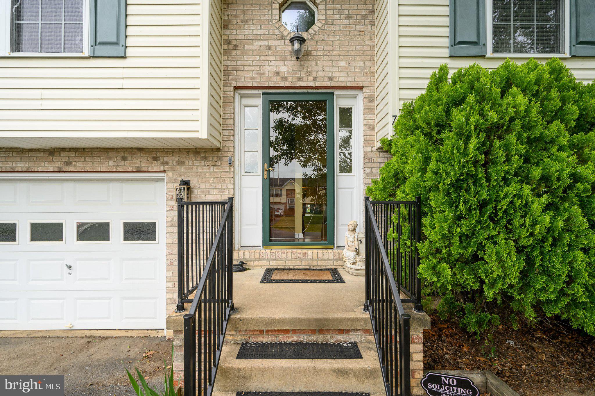 CAMERON ACRES - Residential