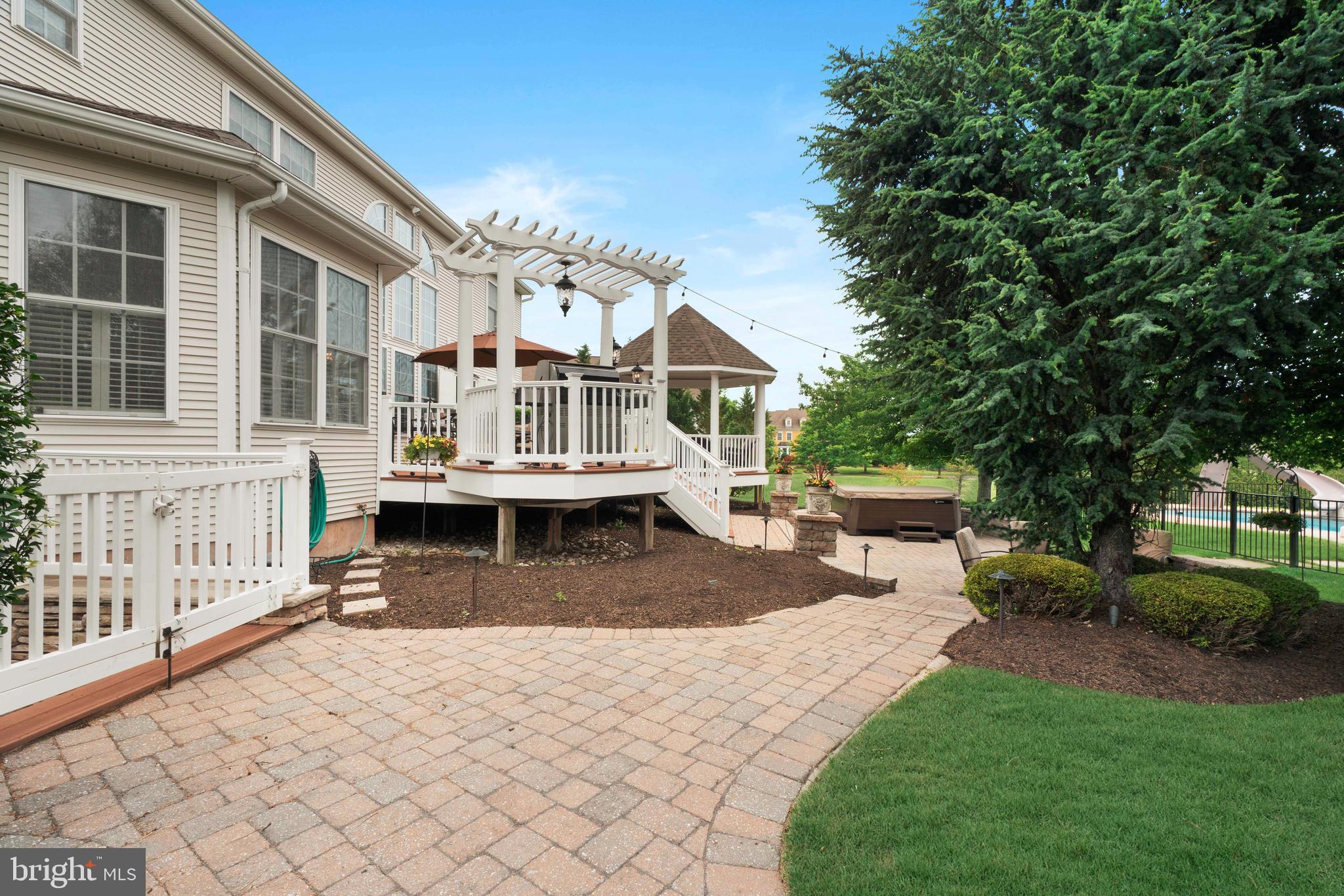 WOODS AT NORTHAMPTON - Residential