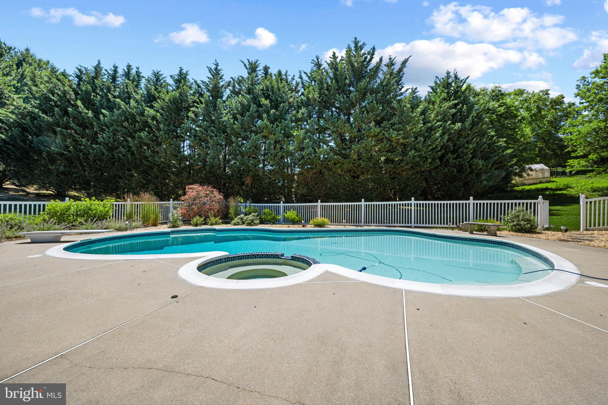BELMAR ESTATES - Residential