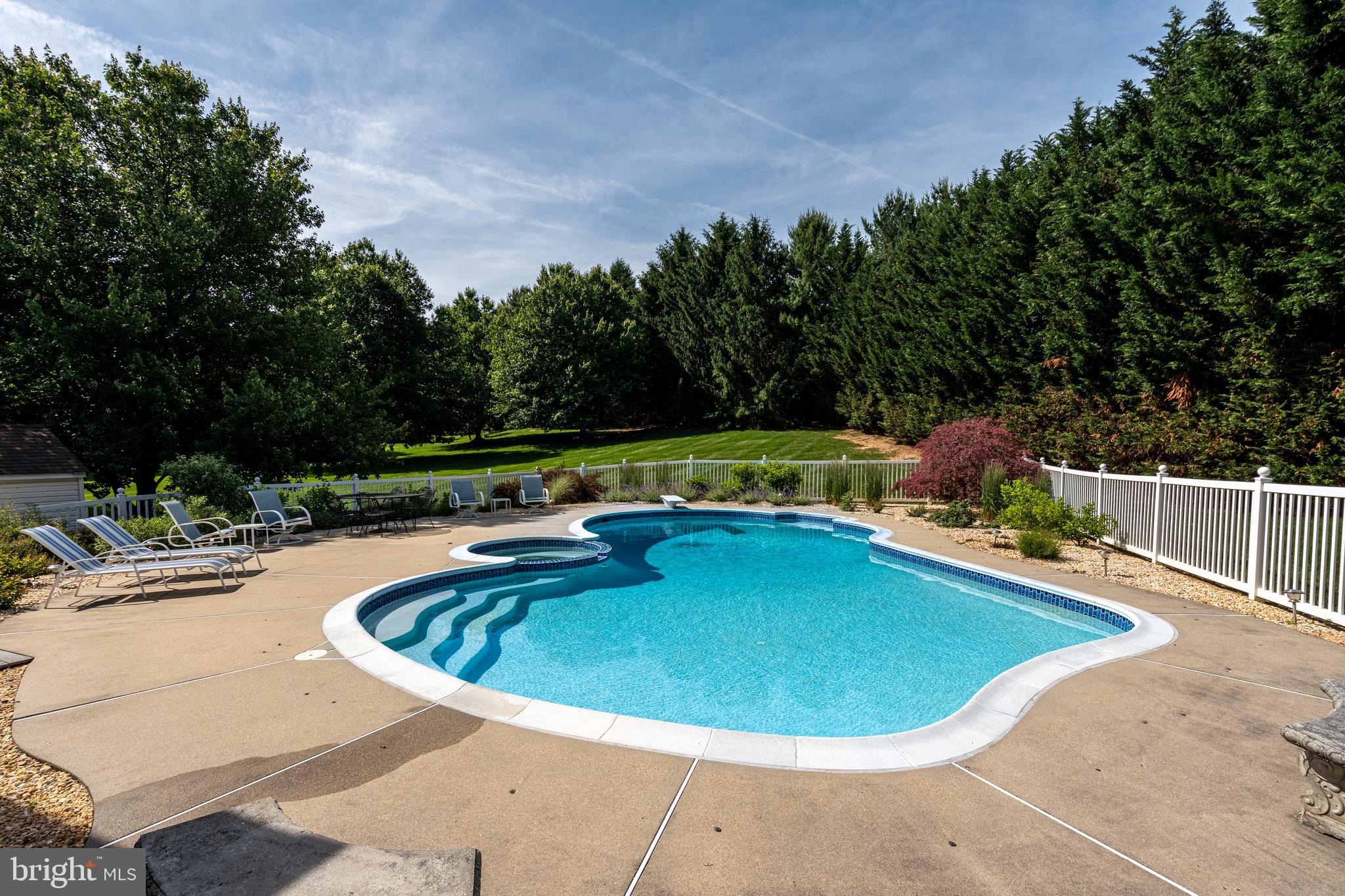 BELMAR ESTATES - Residential