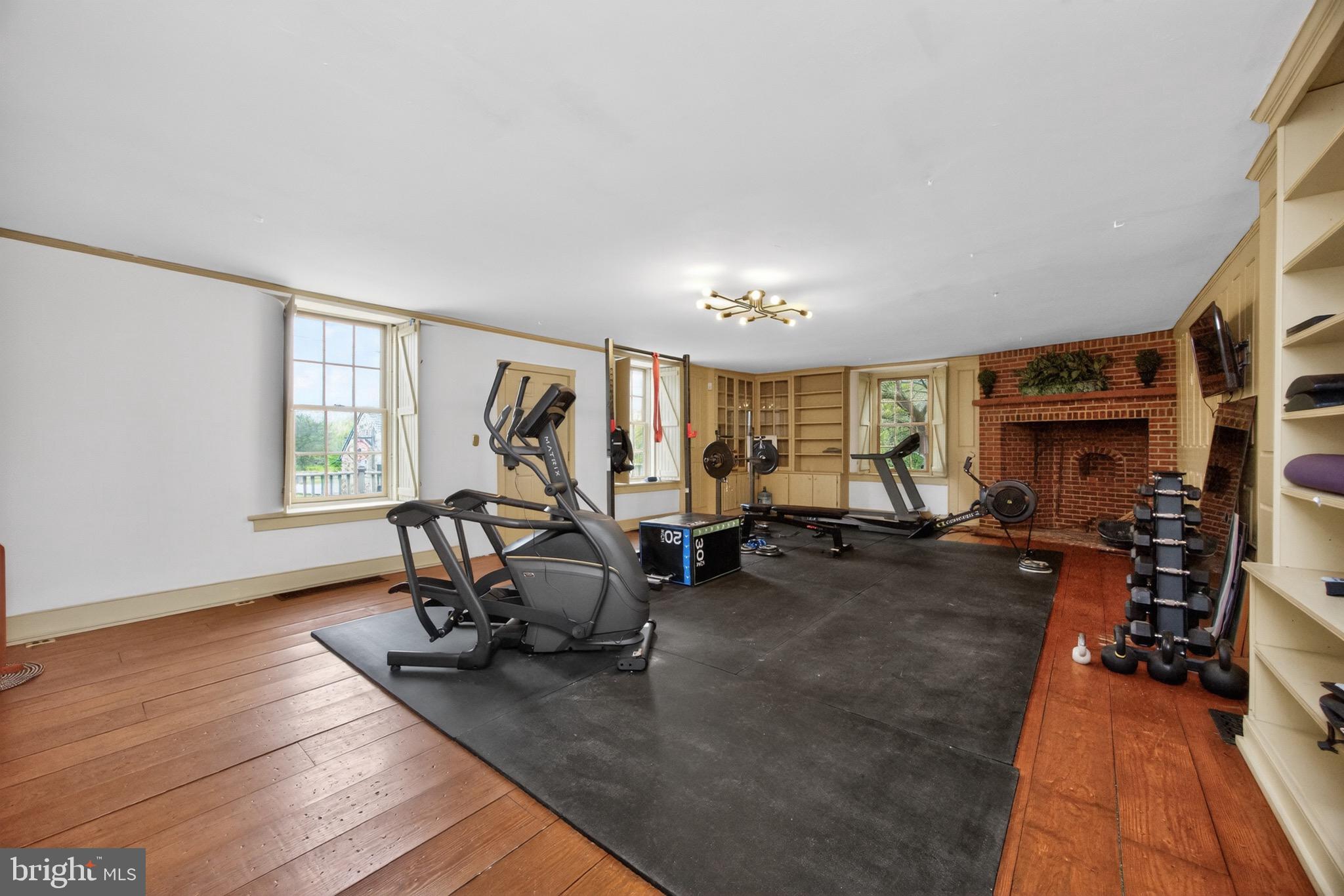 GOSHENVILLE - Commercial Sale