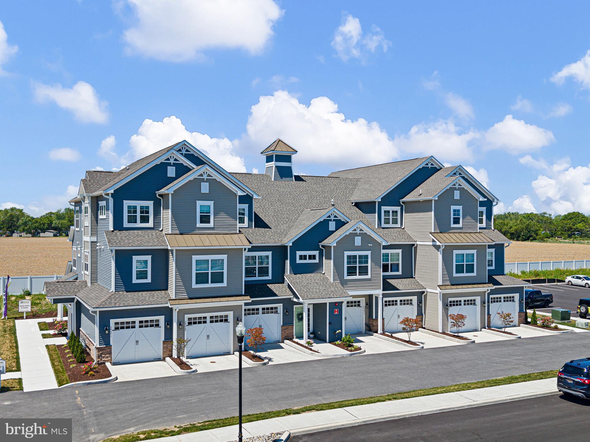 VINEYARDS AT NASSAU VALLEY - Residential