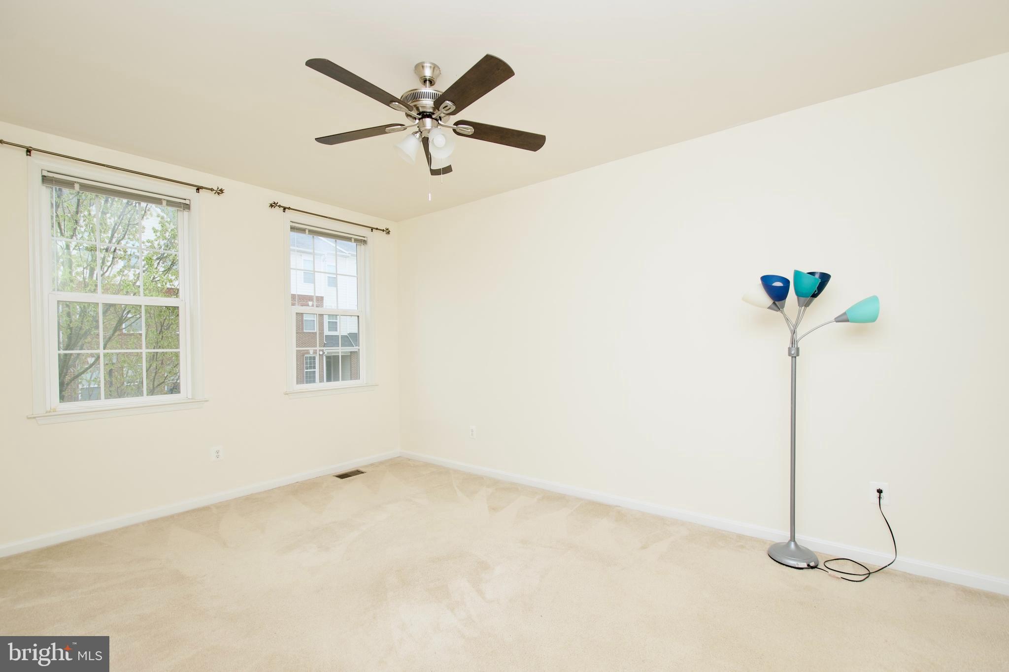 LINDEN ROW CONDOMINIUM - Residential Lease