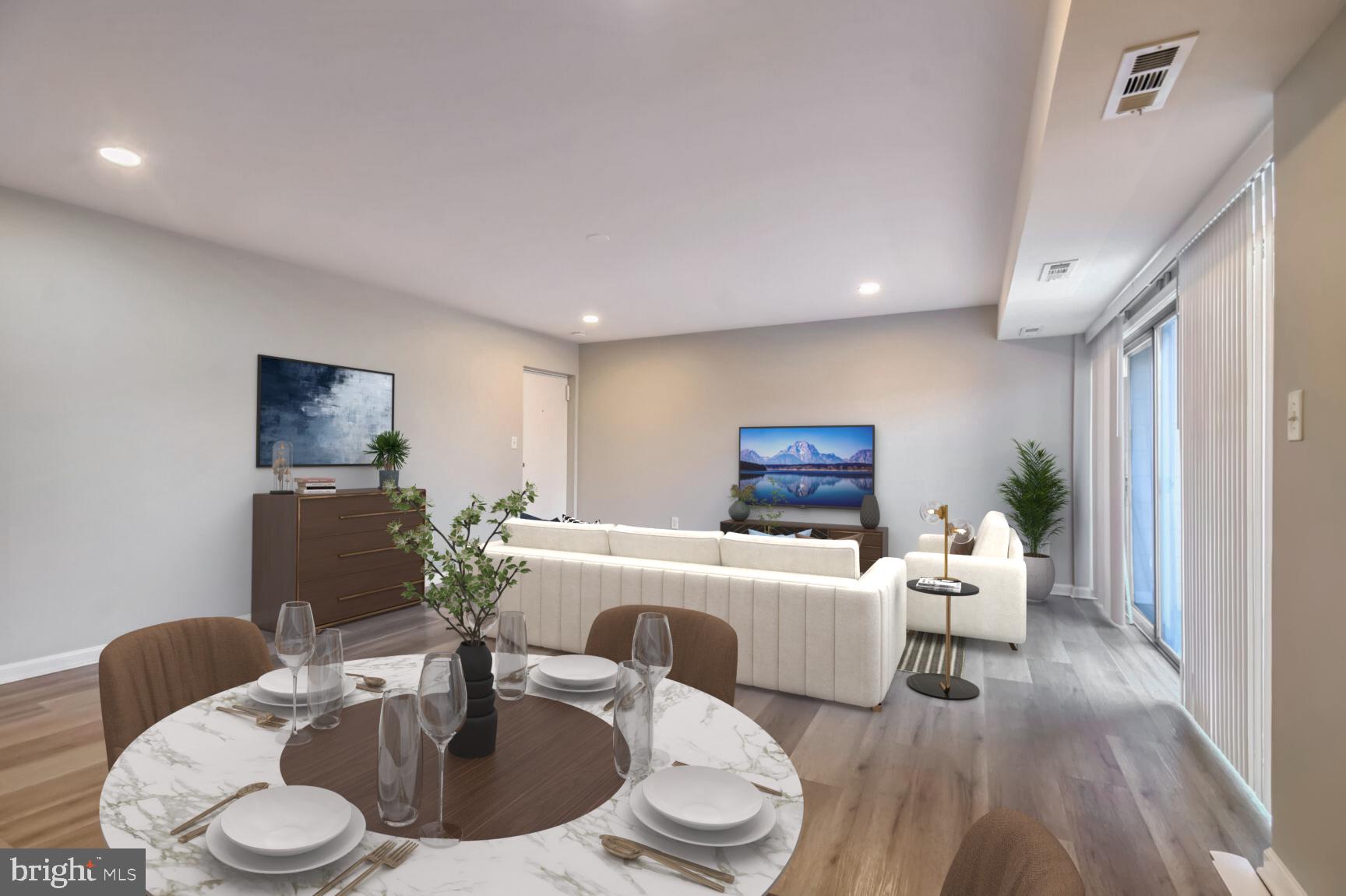FRENCHMANS CREEK - Residential