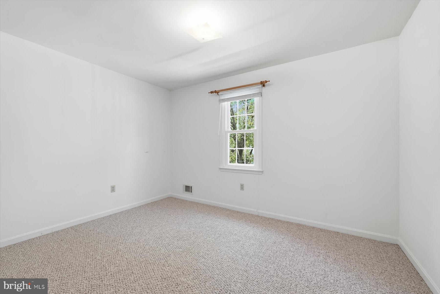 WESTLEIGH - Residential