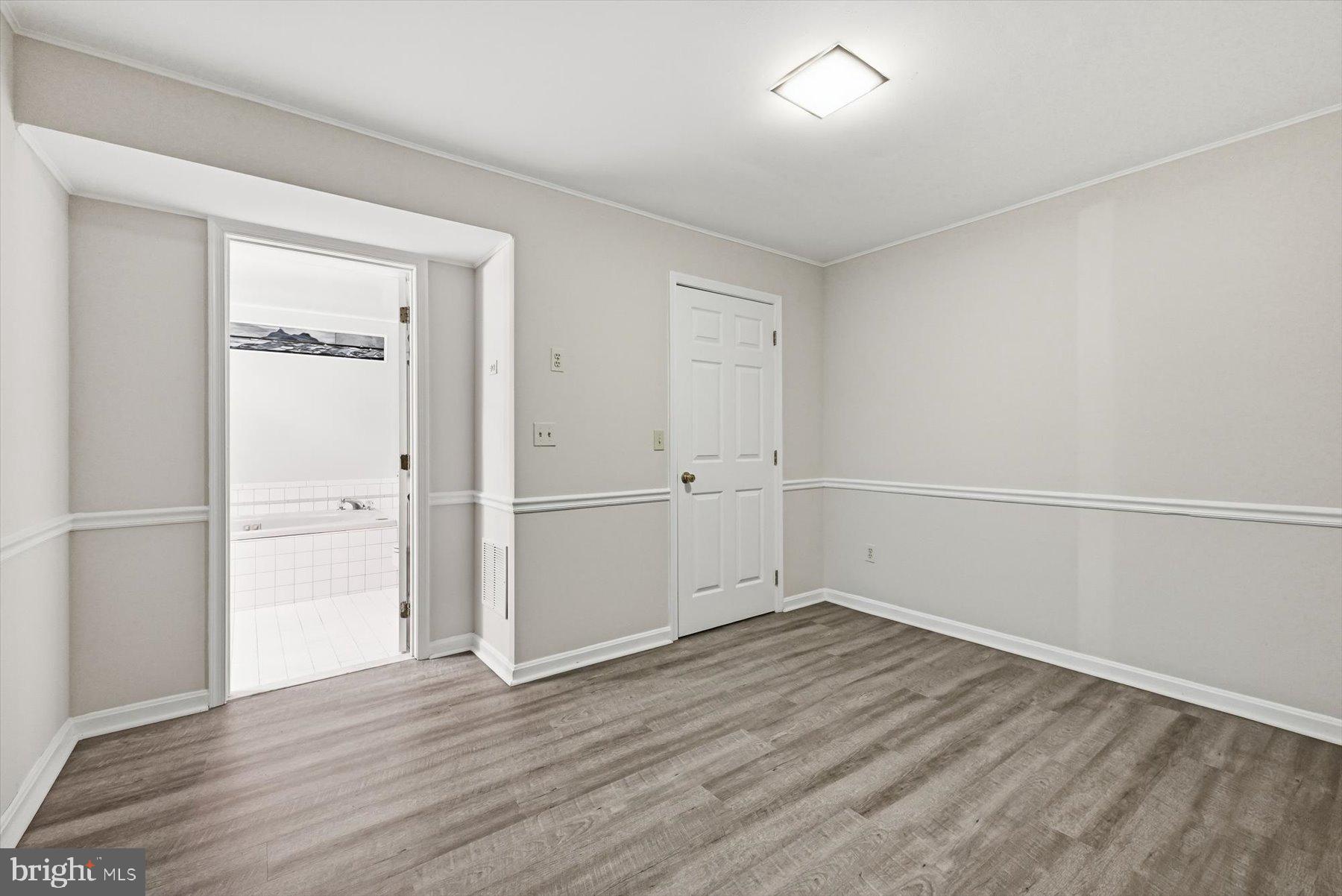 WESTLEIGH - Residential