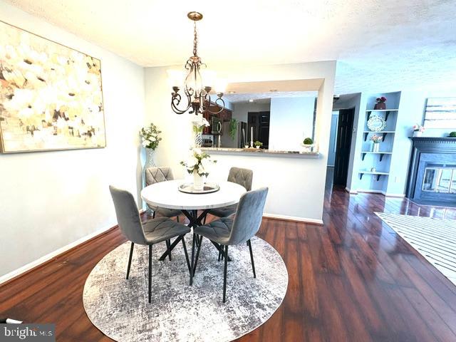 WATERS EDGE AT NORTH LAKE - Residential
