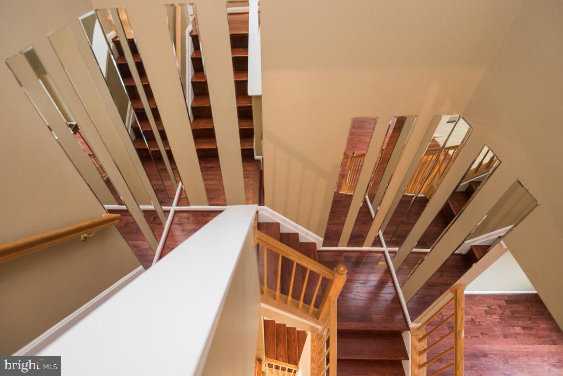 CARRIAGE PINES/LAKE VILL - Residential