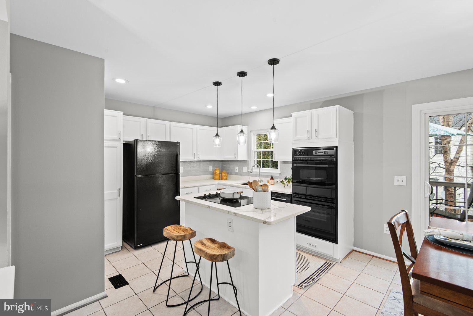 FOXBOROUGH - Residential