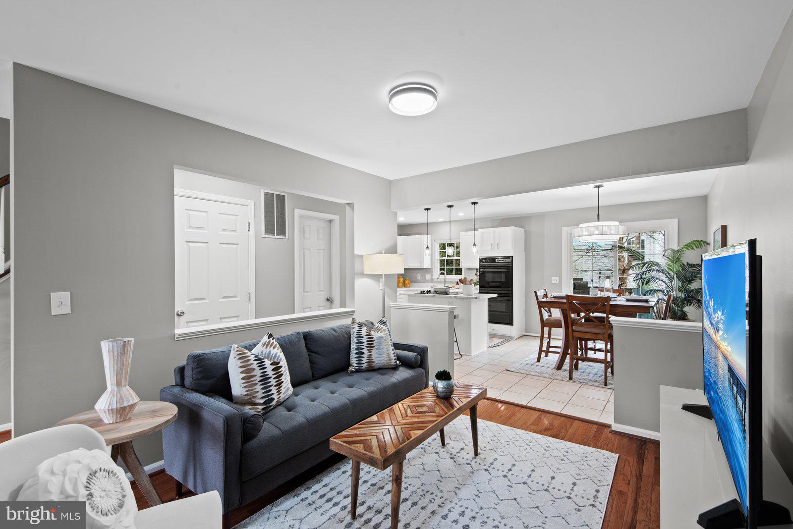 FOXBOROUGH - Residential
