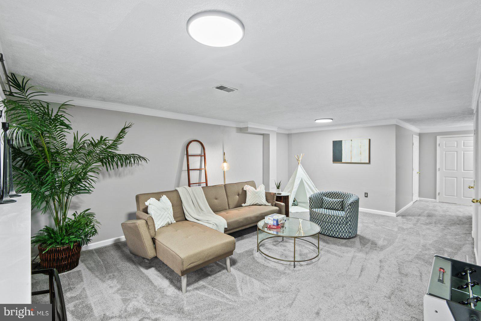 FOXBOROUGH - Residential