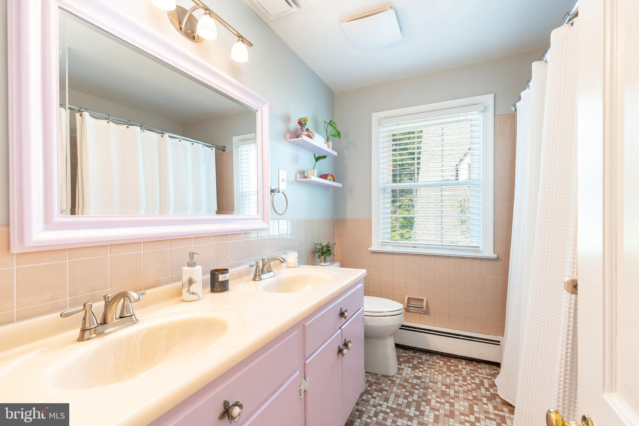 WYNNEWOOD - Residential