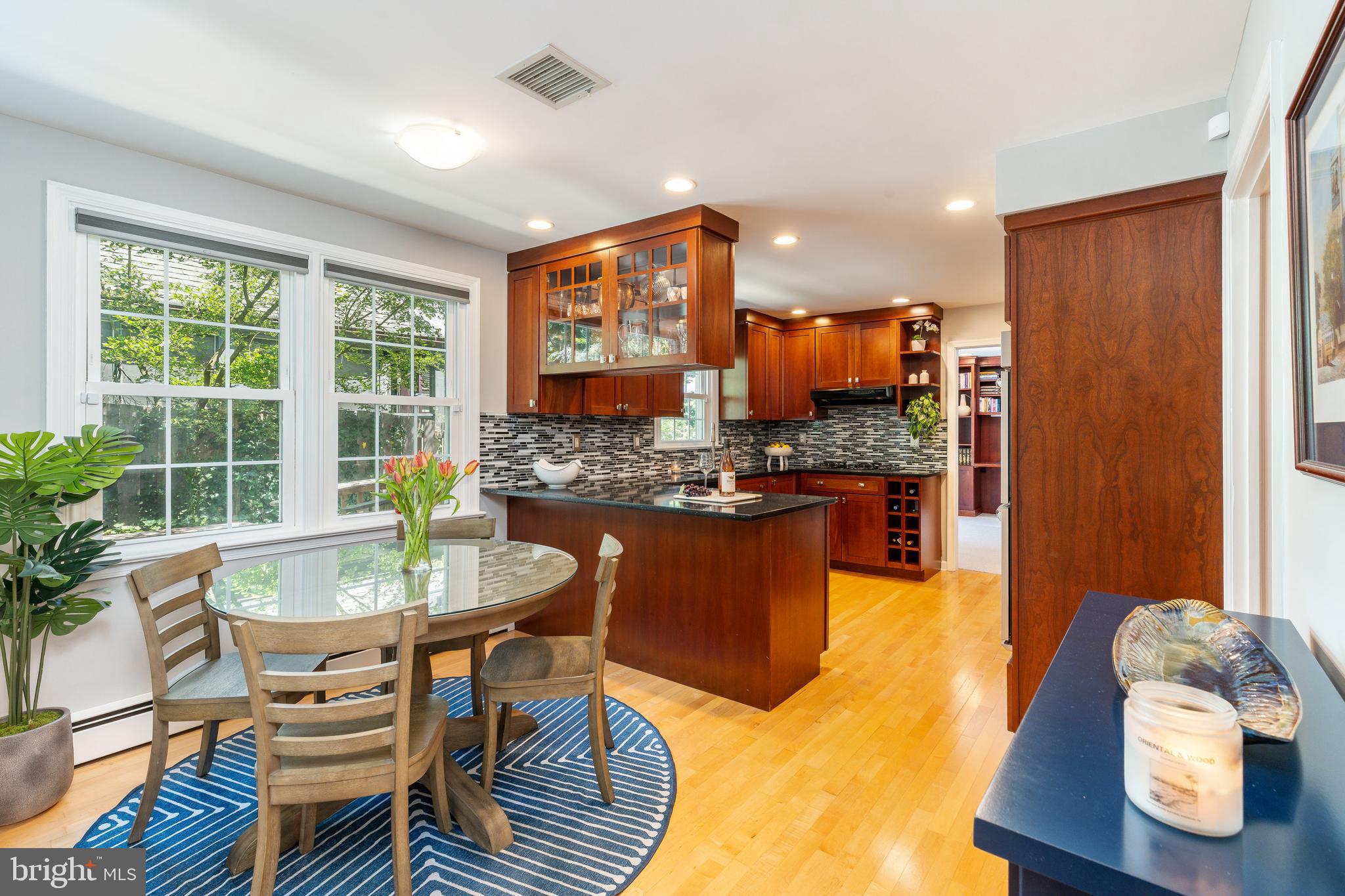 WYNNEWOOD - Residential