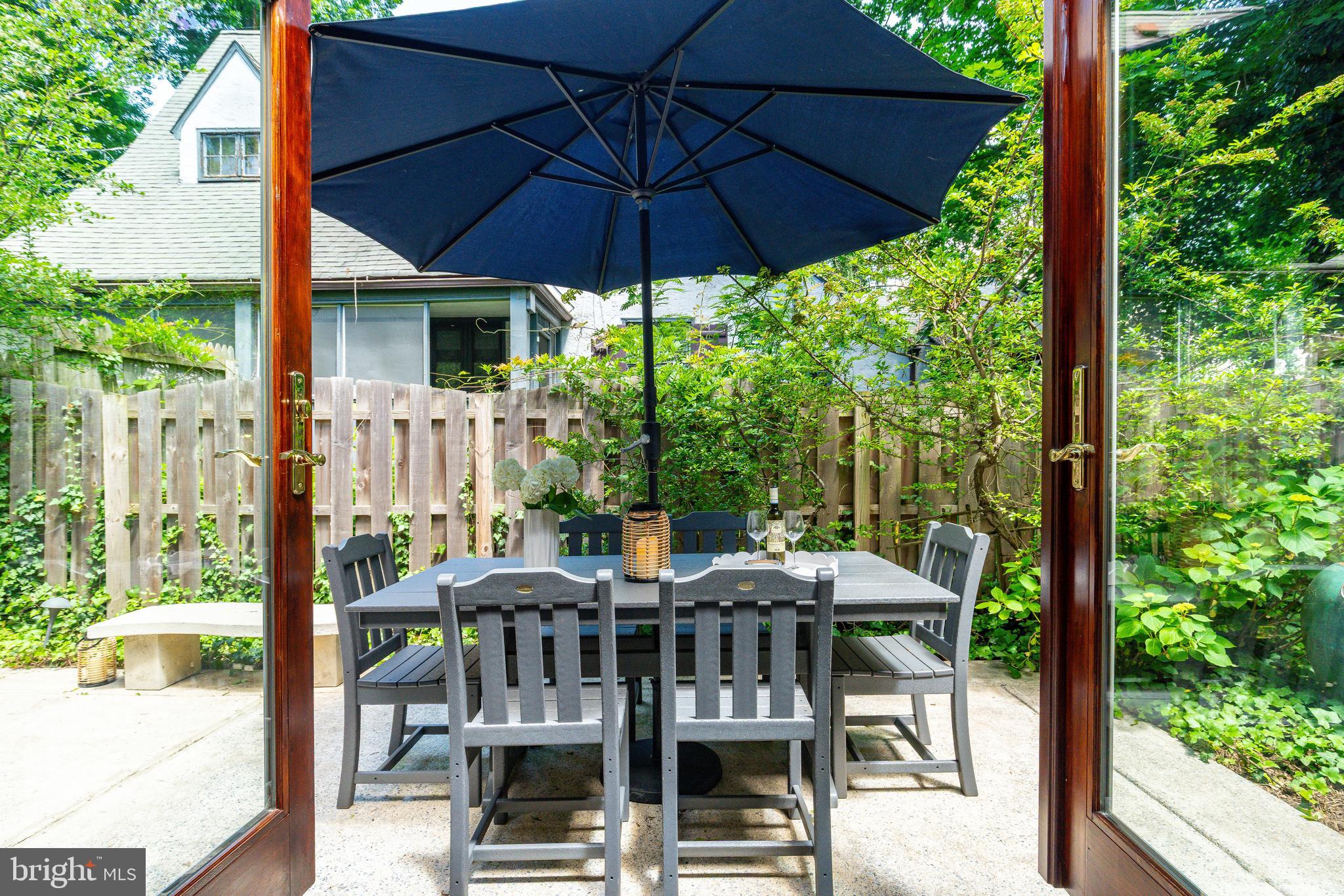 WYNNEWOOD - Residential