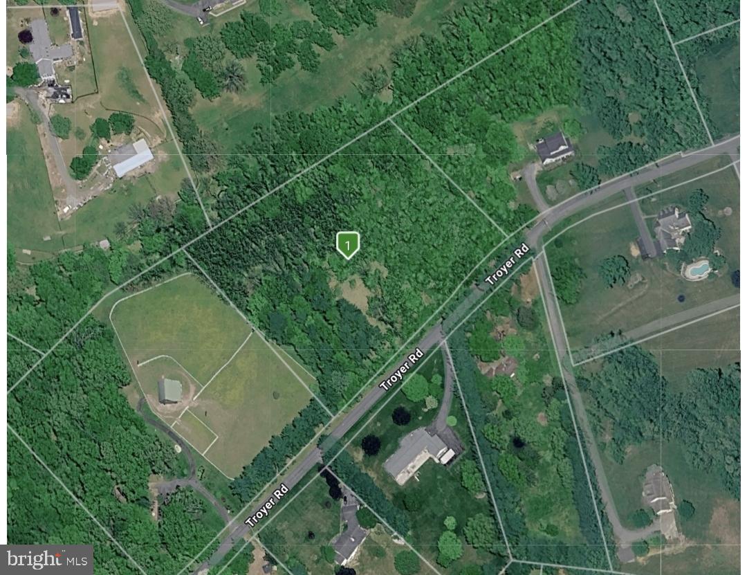 Rare opportunity to purchase 4.7+/- acre wooded lot in the sought after Farmington community. This mostly wooded lot offers the perfect blend of privacy and natural beauty.  Don't miss your opportunity to create your own slice of paradise!