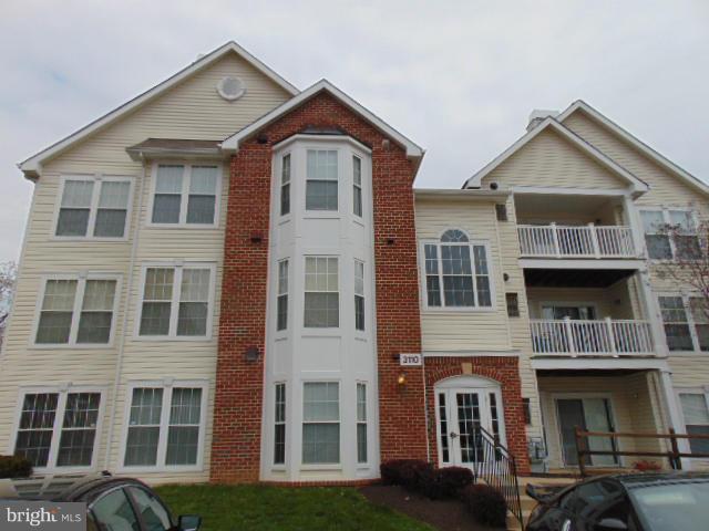 RUSSETT - Residential