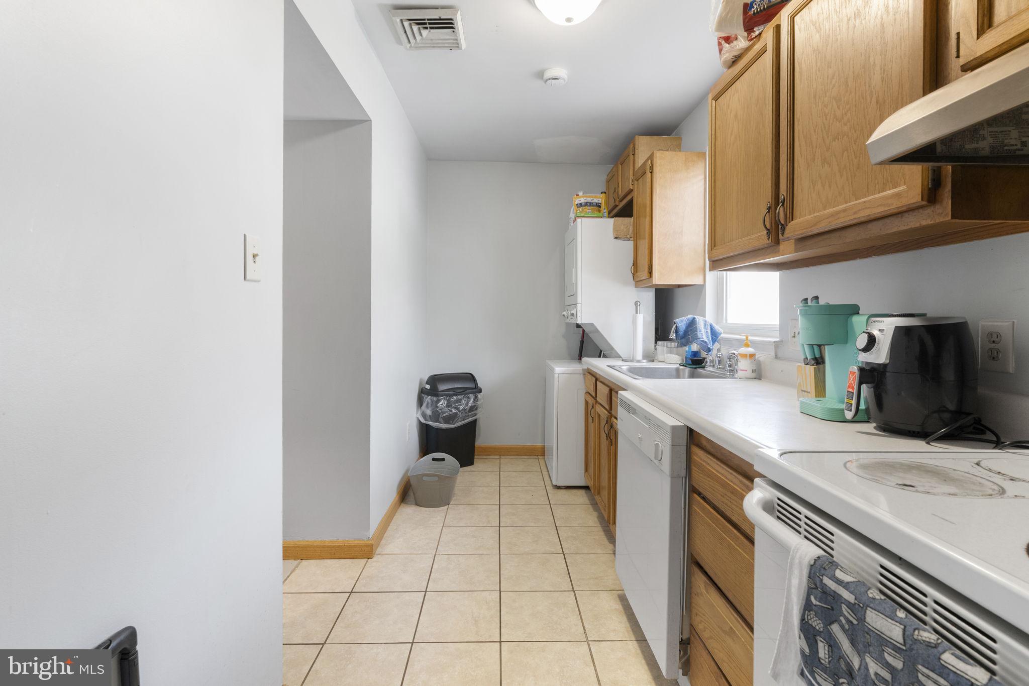 AMBLER - Commercial Sale