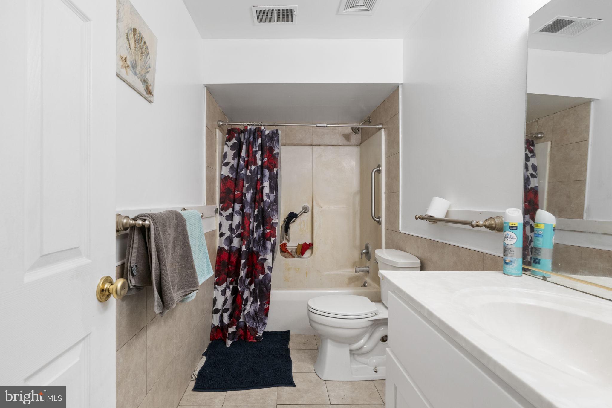 AMBLER - Commercial Sale