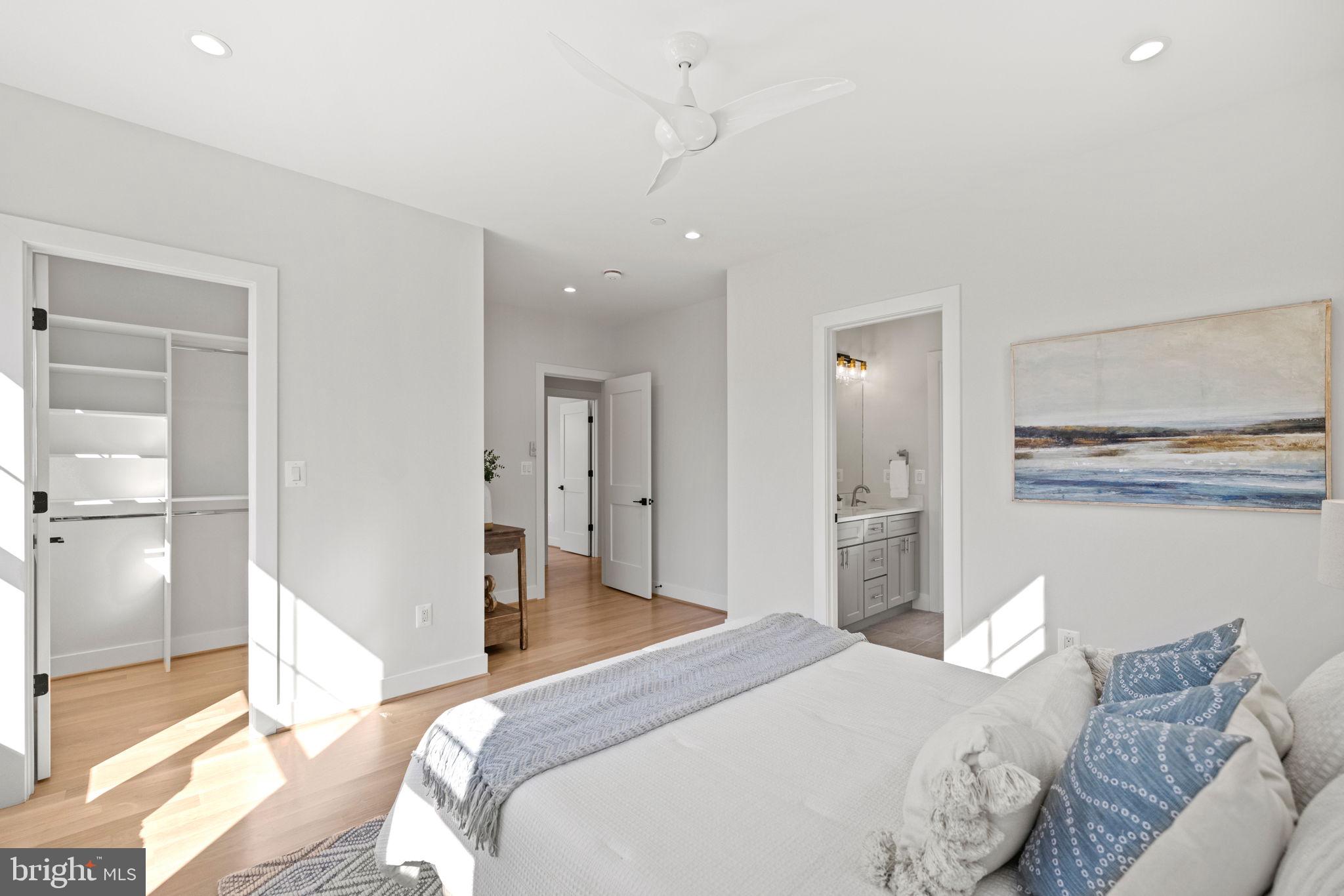 GLEN COVE - Residential