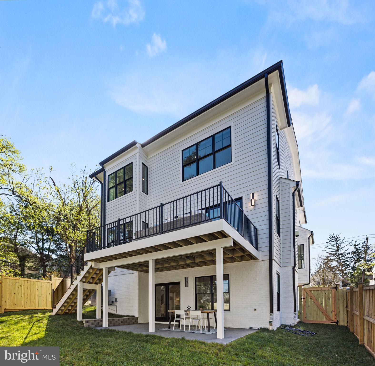 GLEN COVE - Residential