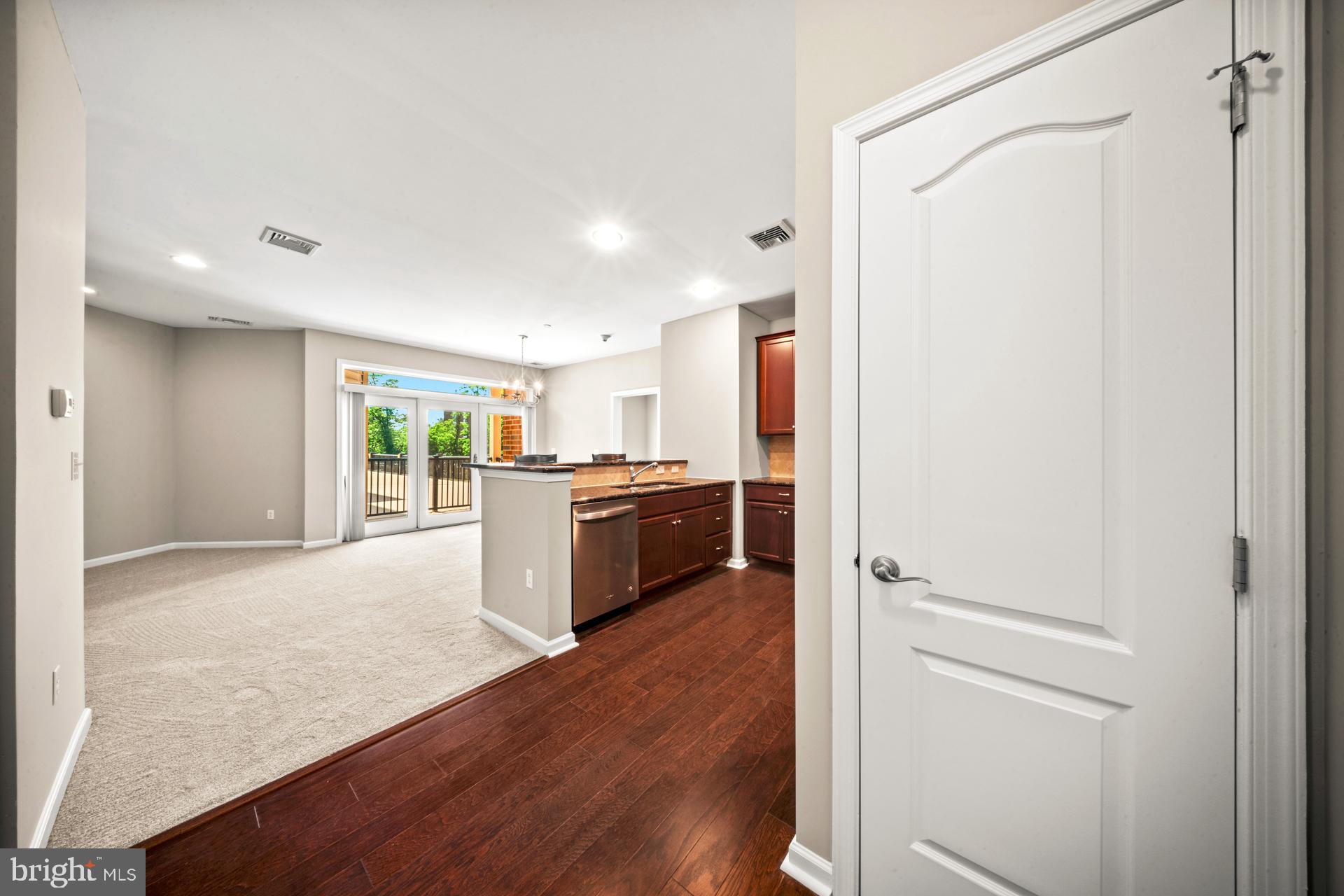 HUNTINGDON PLACE - Residential