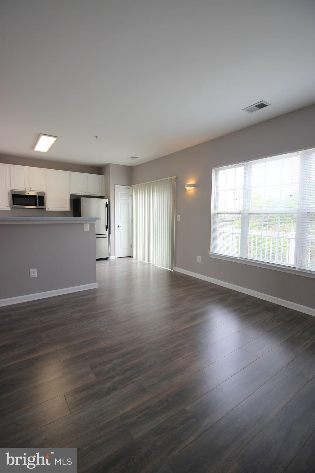 LAKELANDS - Residential Lease