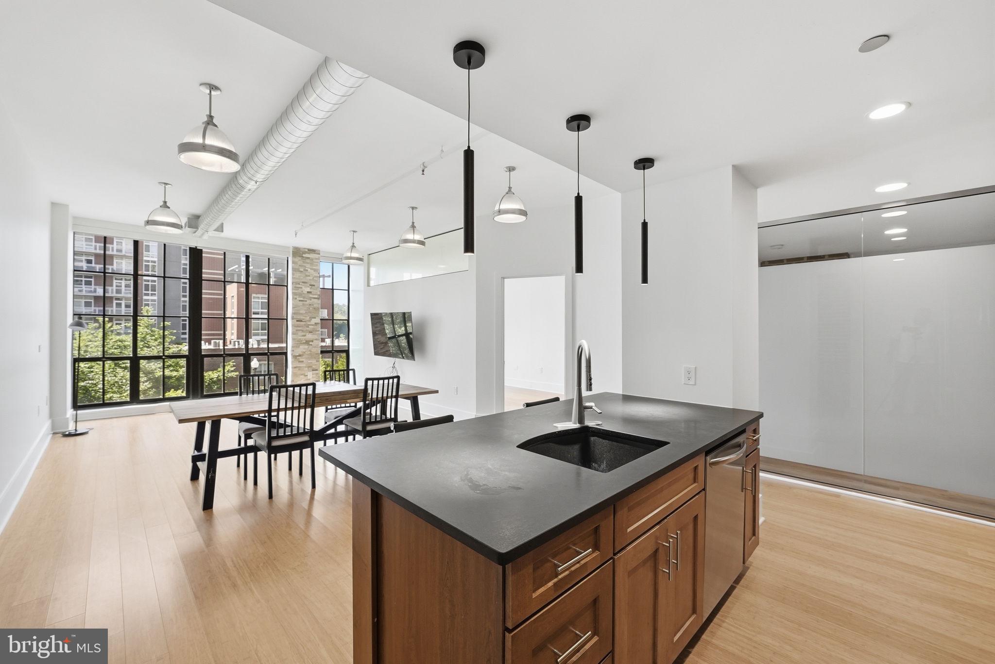 ARLINGTON - Residential