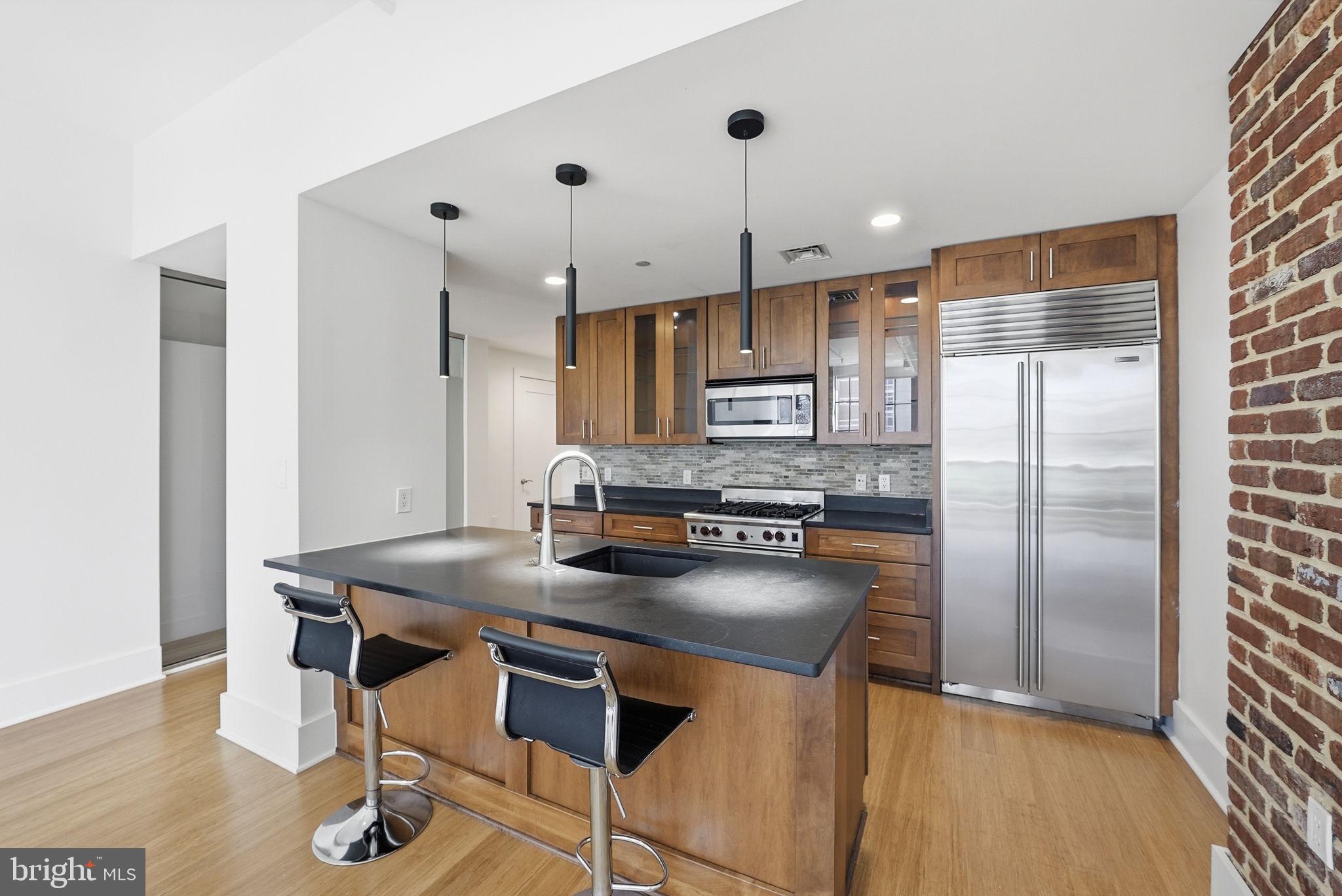ARLINGTON - Residential