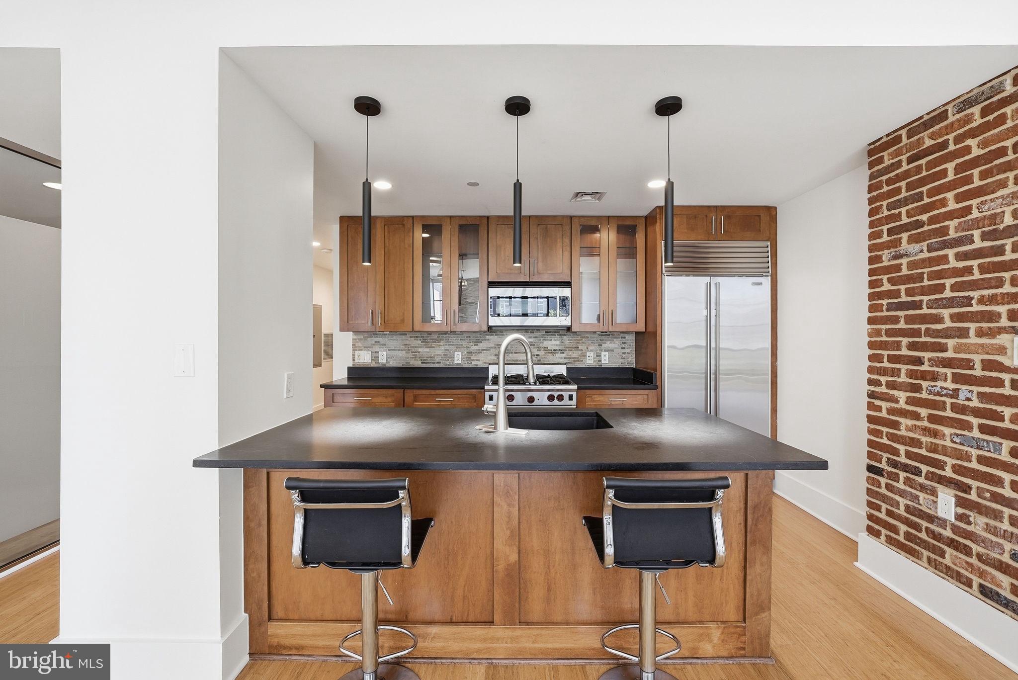 ARLINGTON - Residential