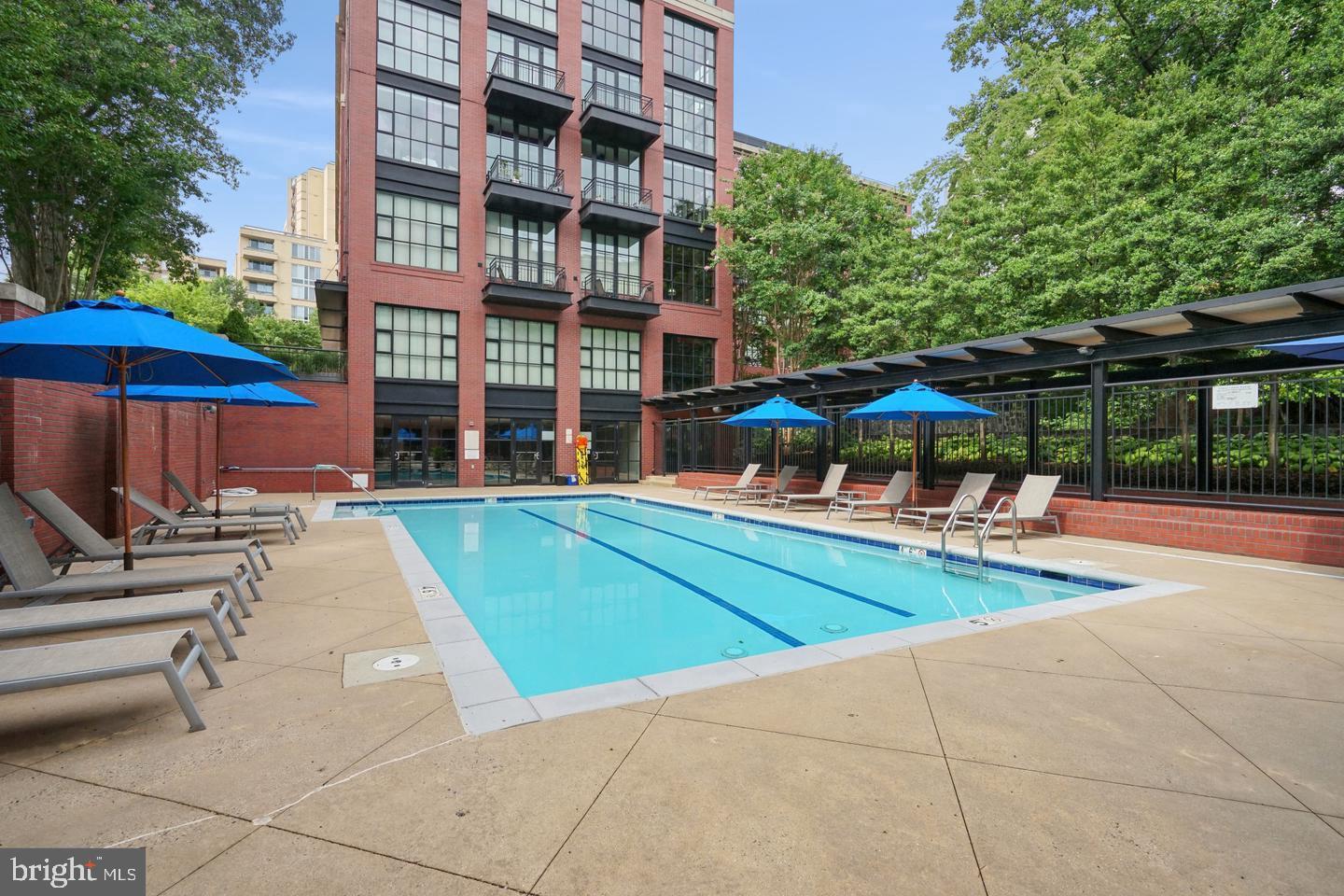 ARLINGTON - Residential