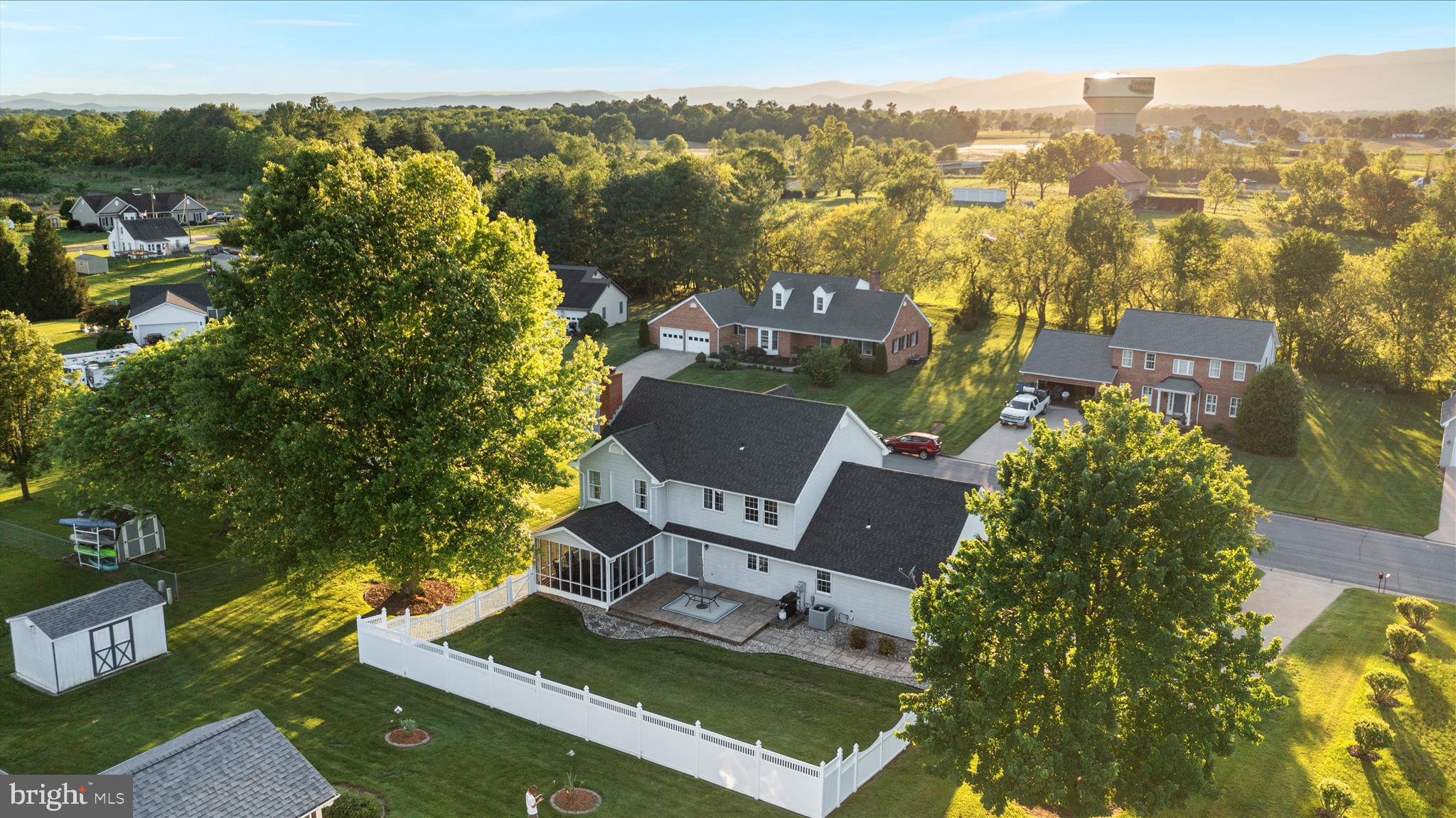 EPARD ESTATES - Residential