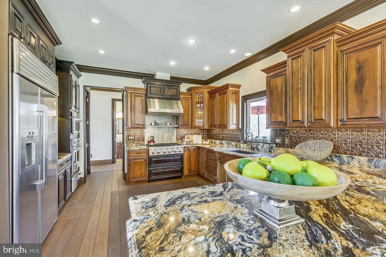 NIGHTINGALE - Residential Lease
