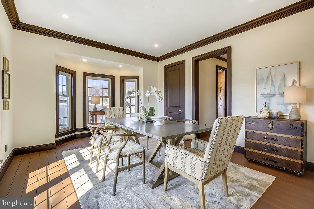 NIGHTINGALE - Residential Lease