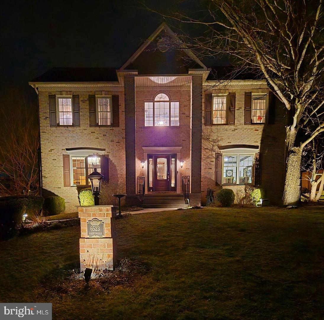 NIGHTINGALE - Residential Lease
