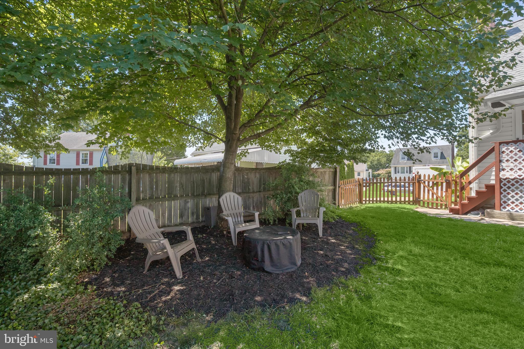 OAKLAND TERRACE - Residential