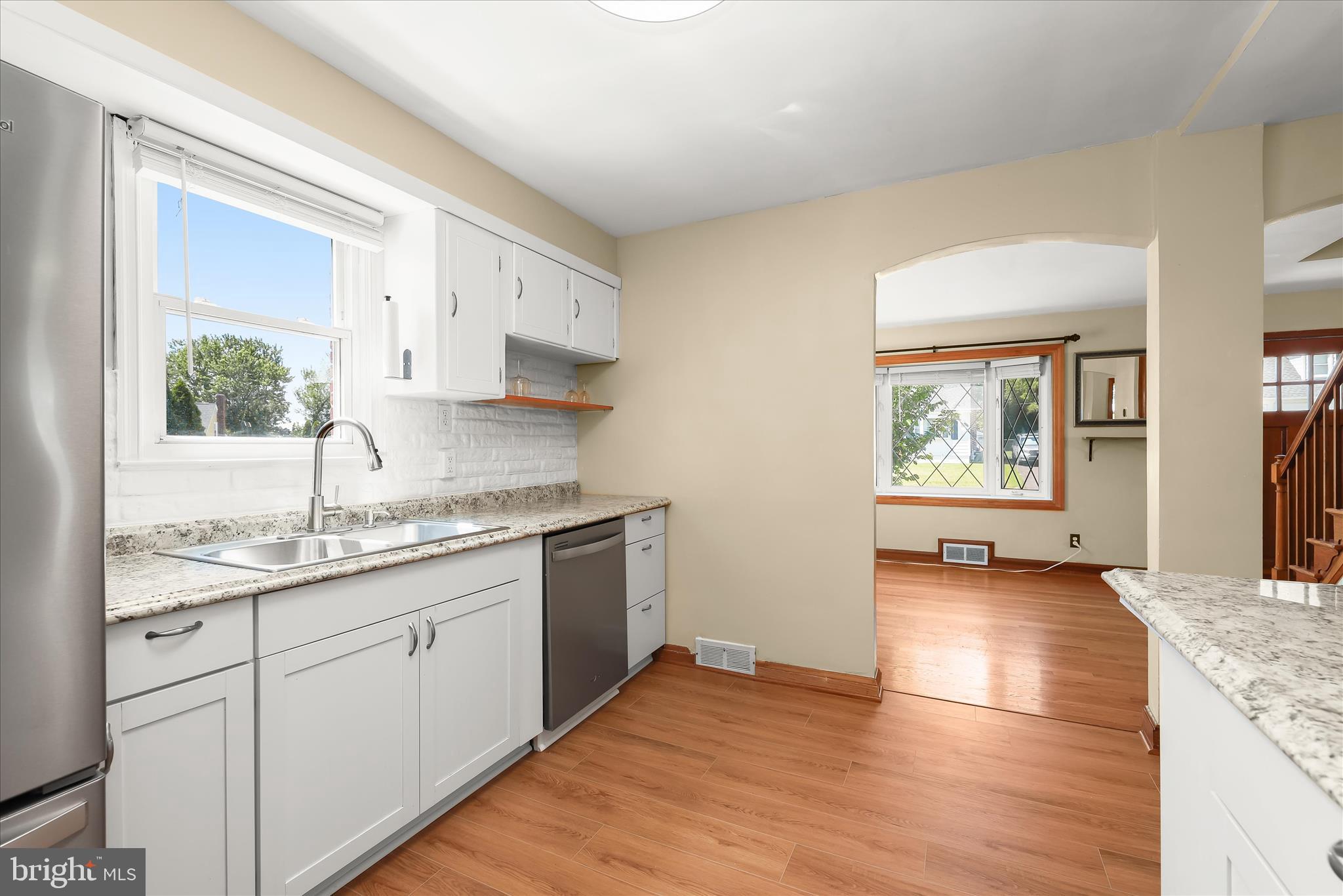 OAKLAND TERRACE - Residential