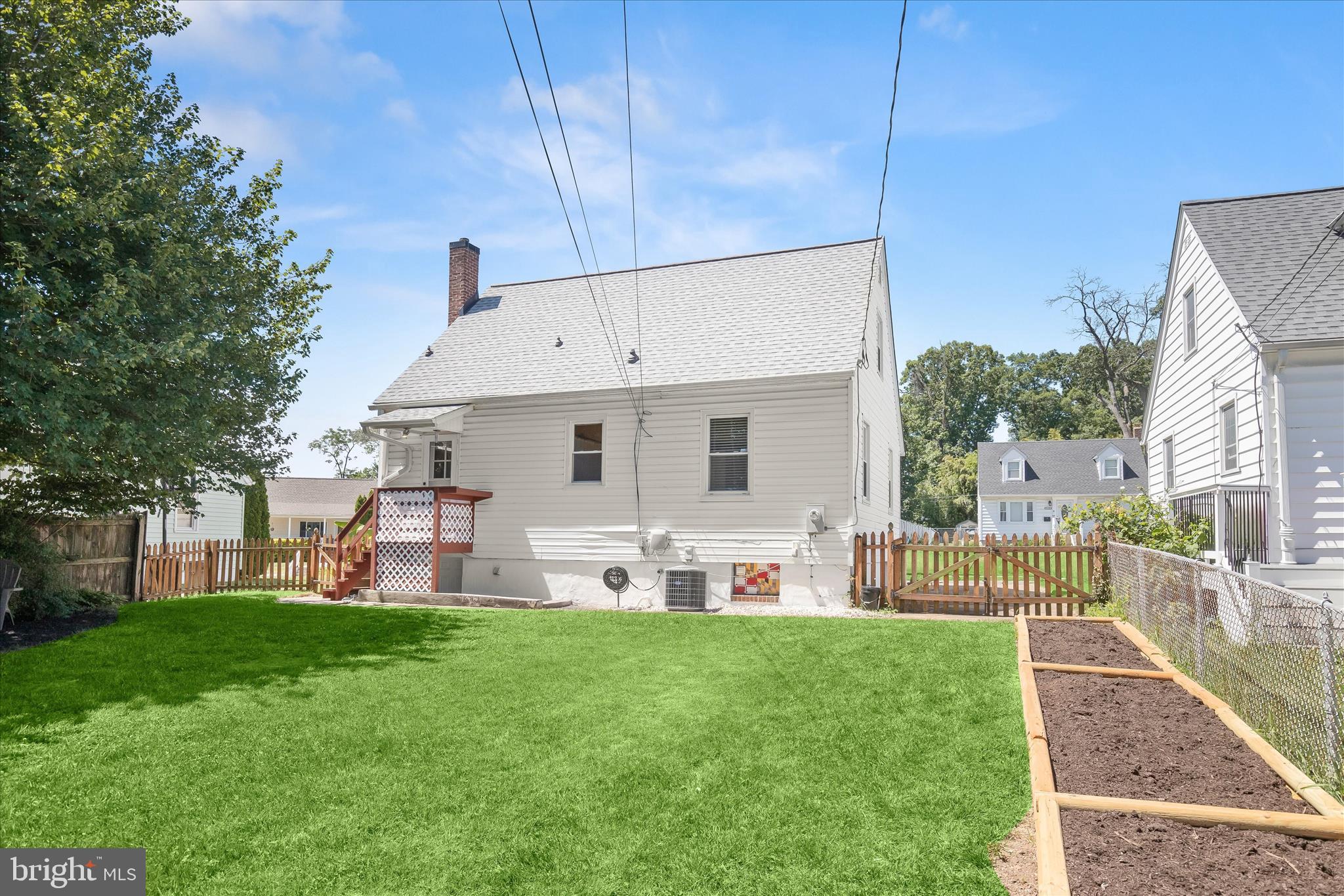 OAKLAND TERRACE - Residential