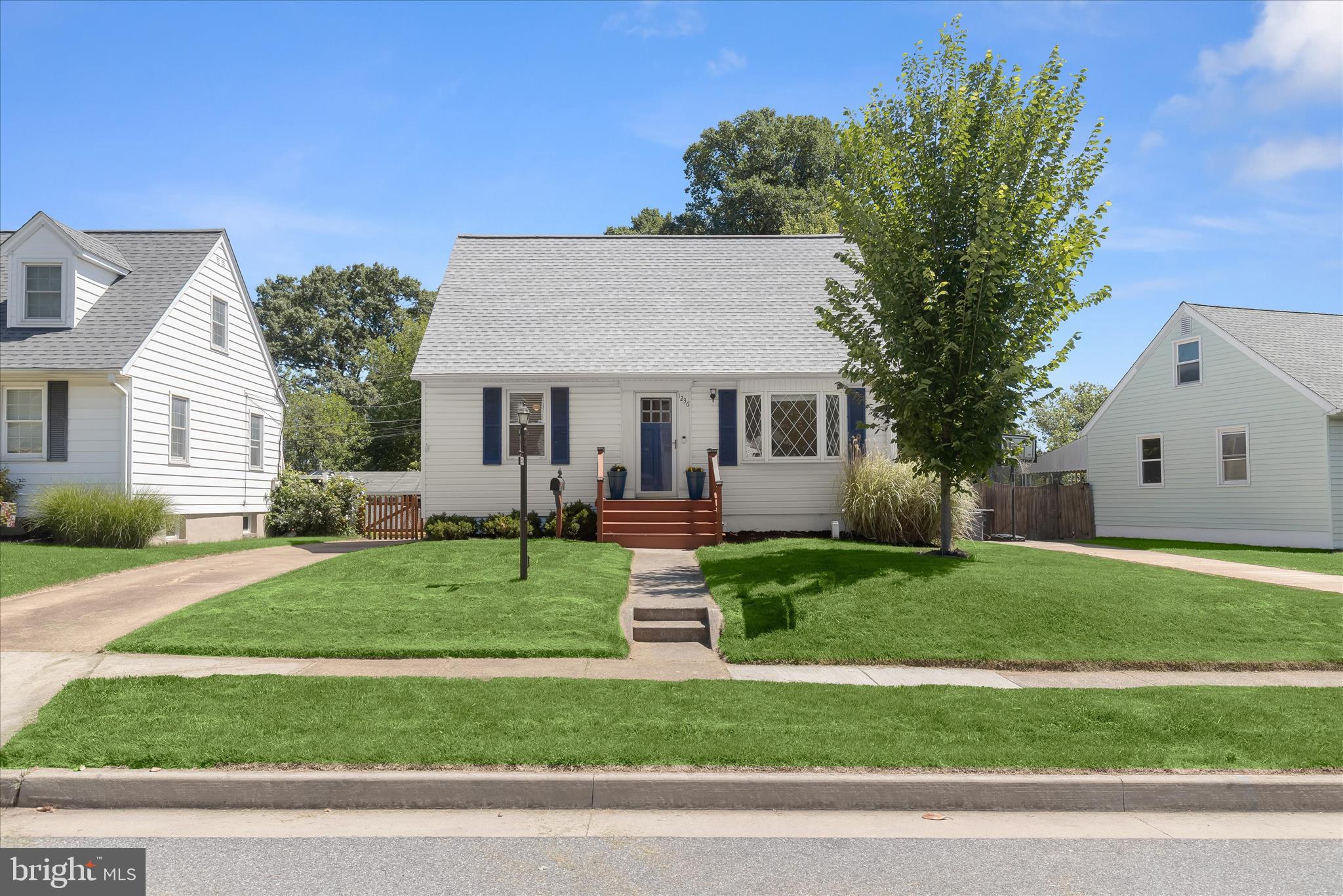 OAKLAND TERRACE - Residential