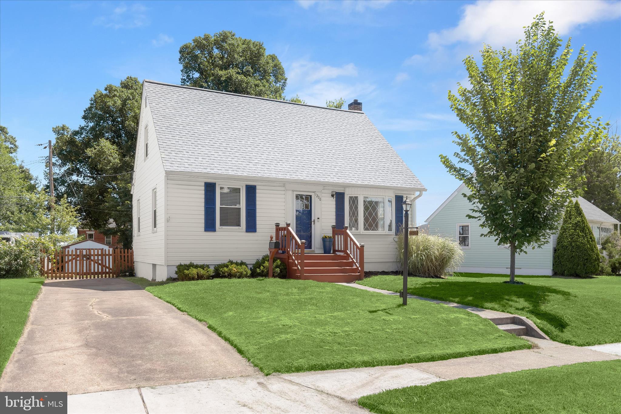 OAKLAND TERRACE - Residential